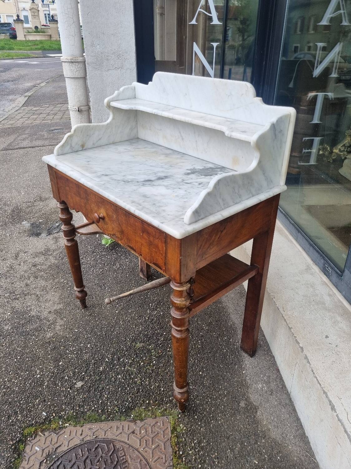 Old vintage dressing table