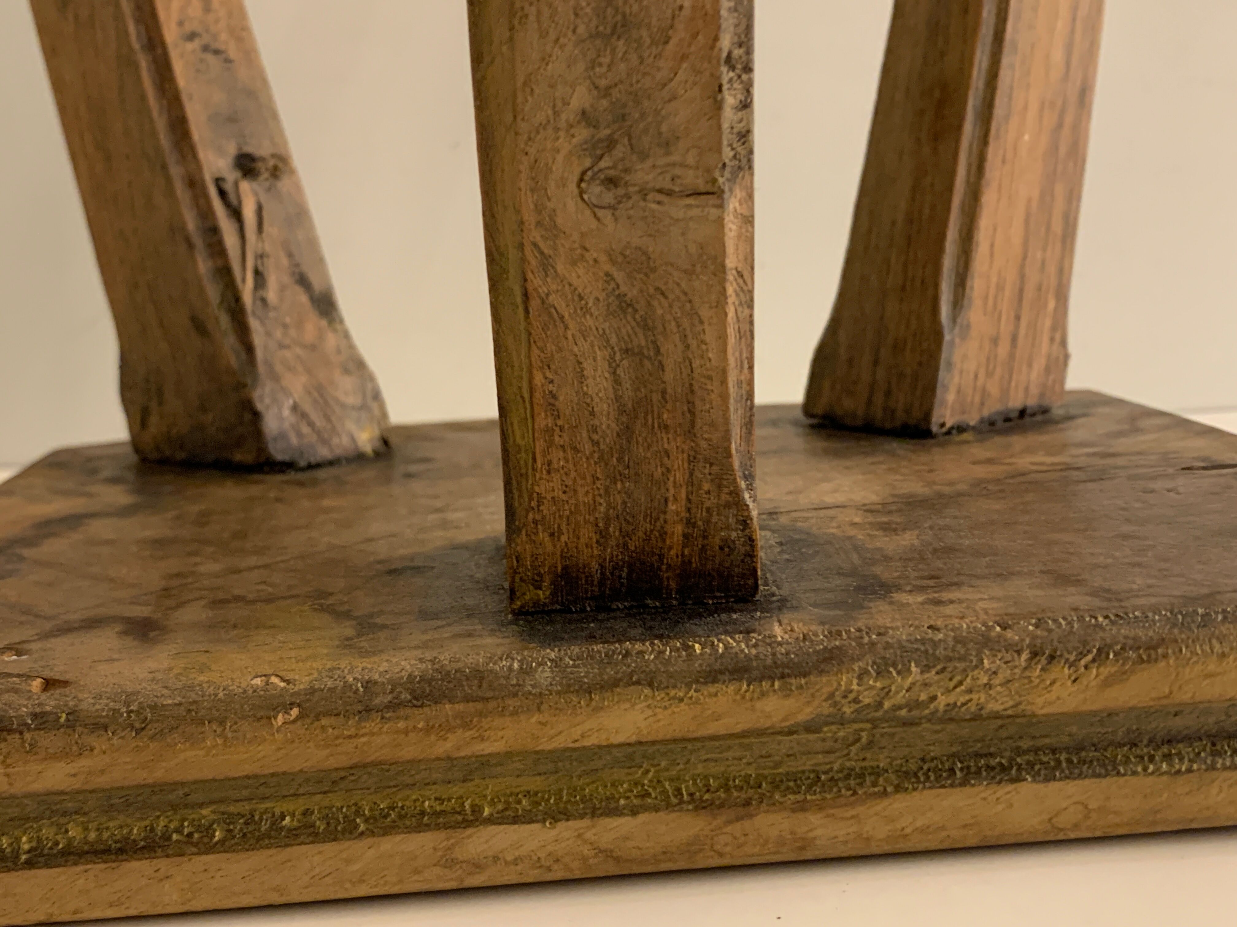 Pair of wooden stools rectangualaires, tripods and handicrafts