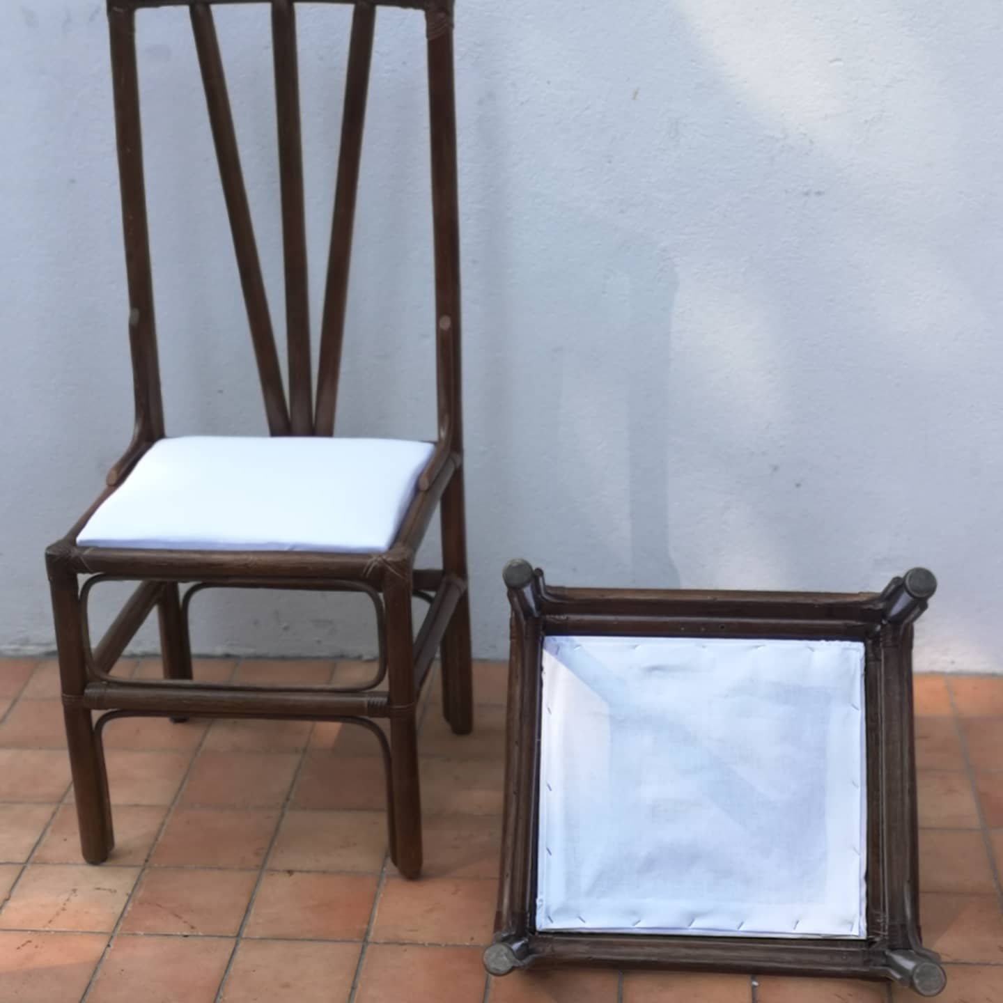 Paire de chaises en canne des Philippines