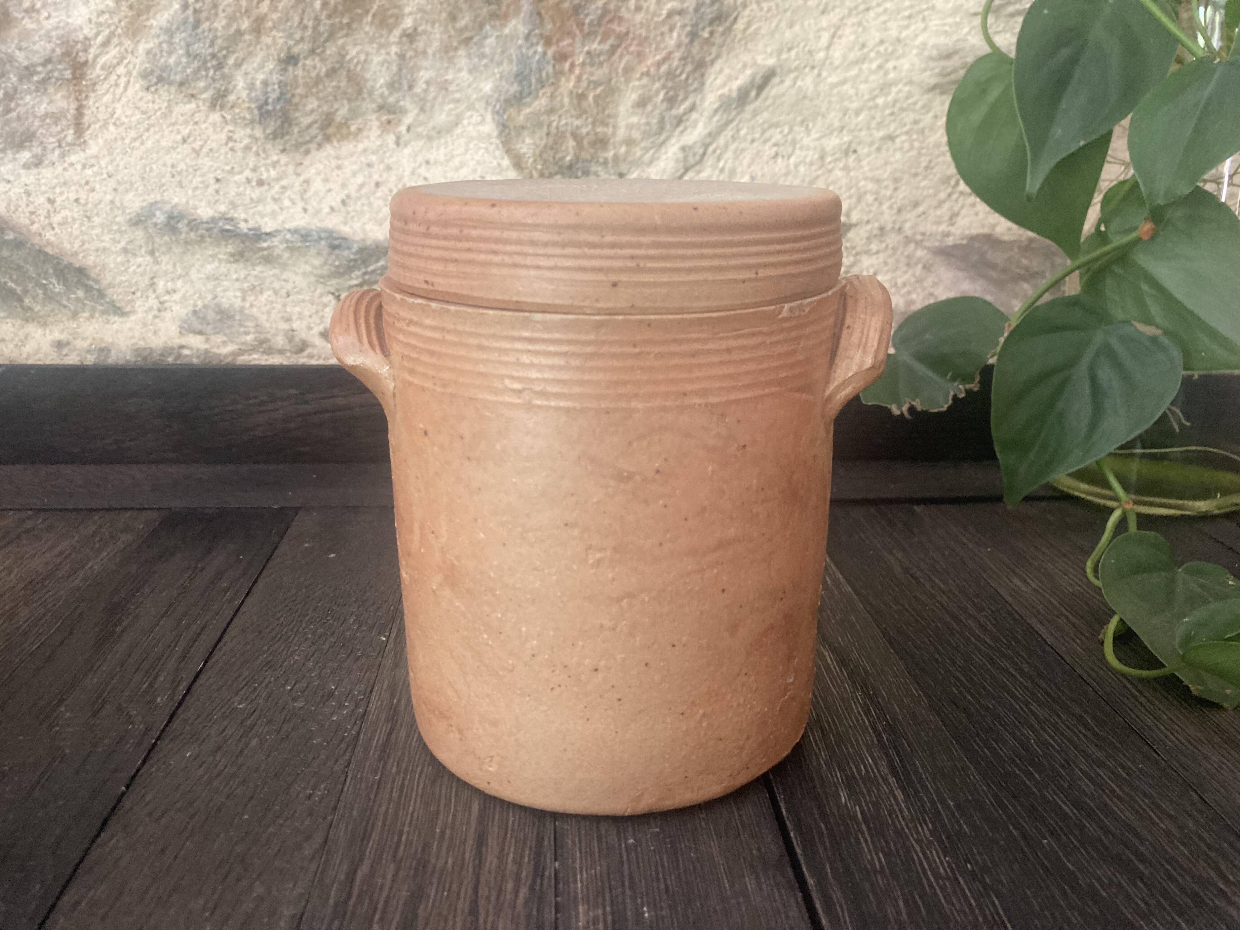 Set of 2 old pots in glazed stoneware