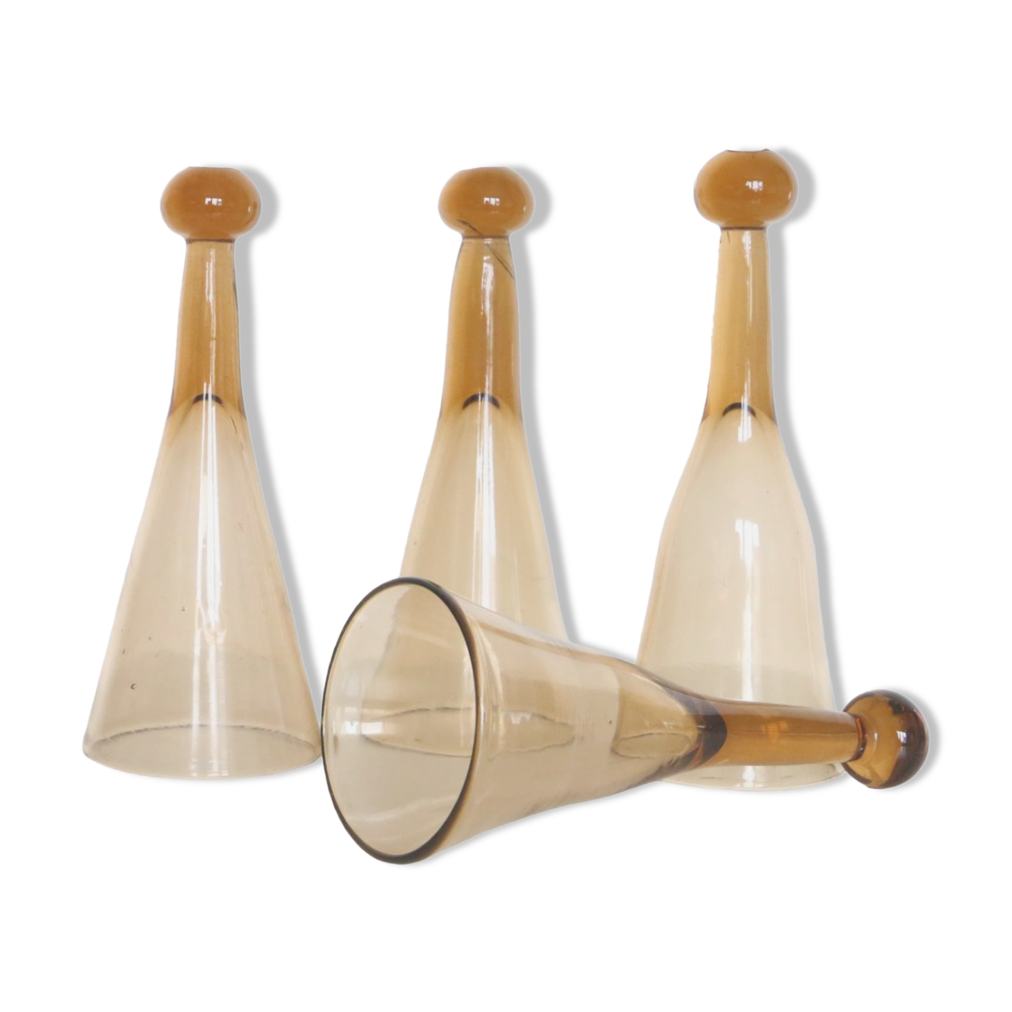 Set of 6 champagne flutes called 'trinquette' or 'cul sec' in mouth-blown glass, vintage