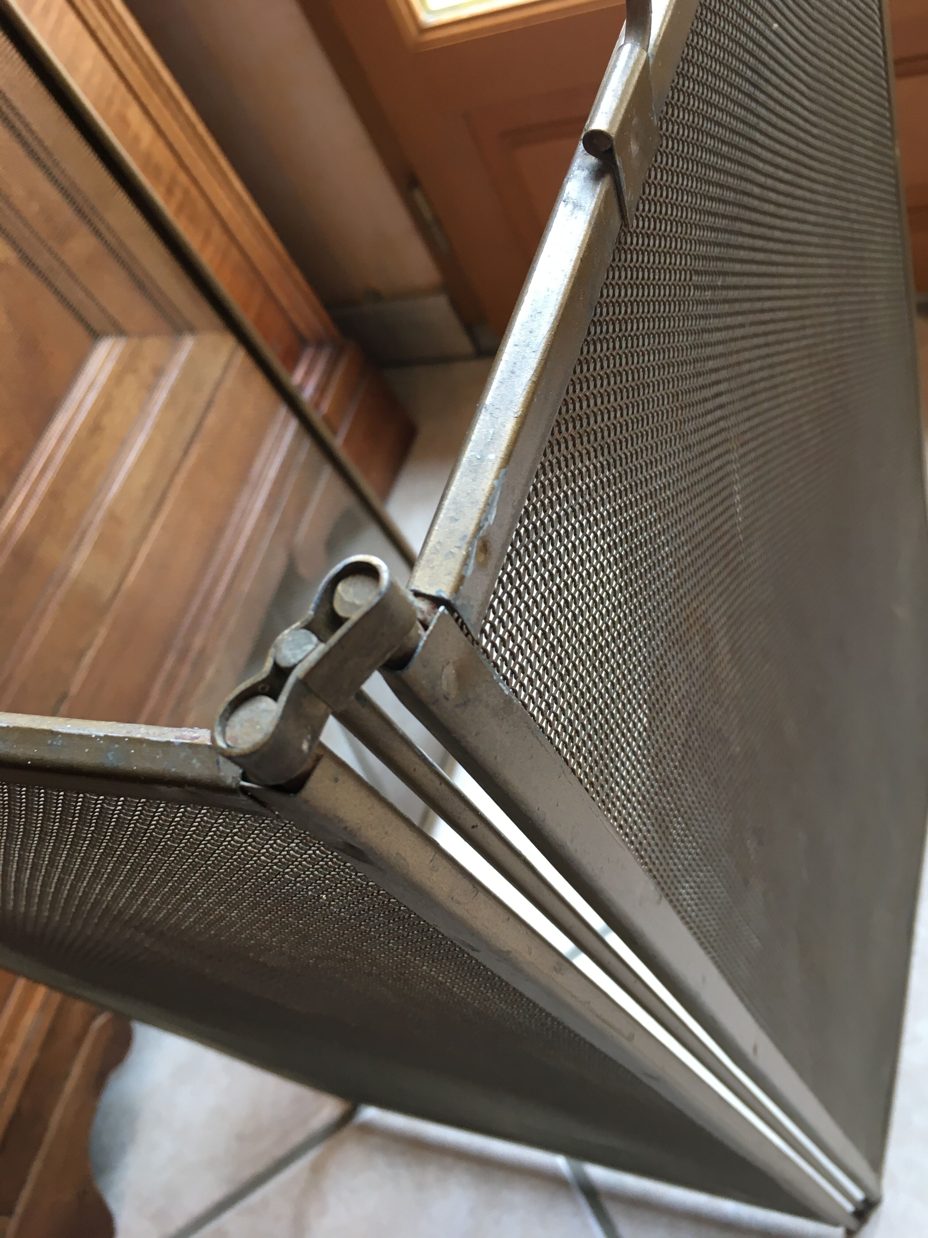 3-shuttered fire pare