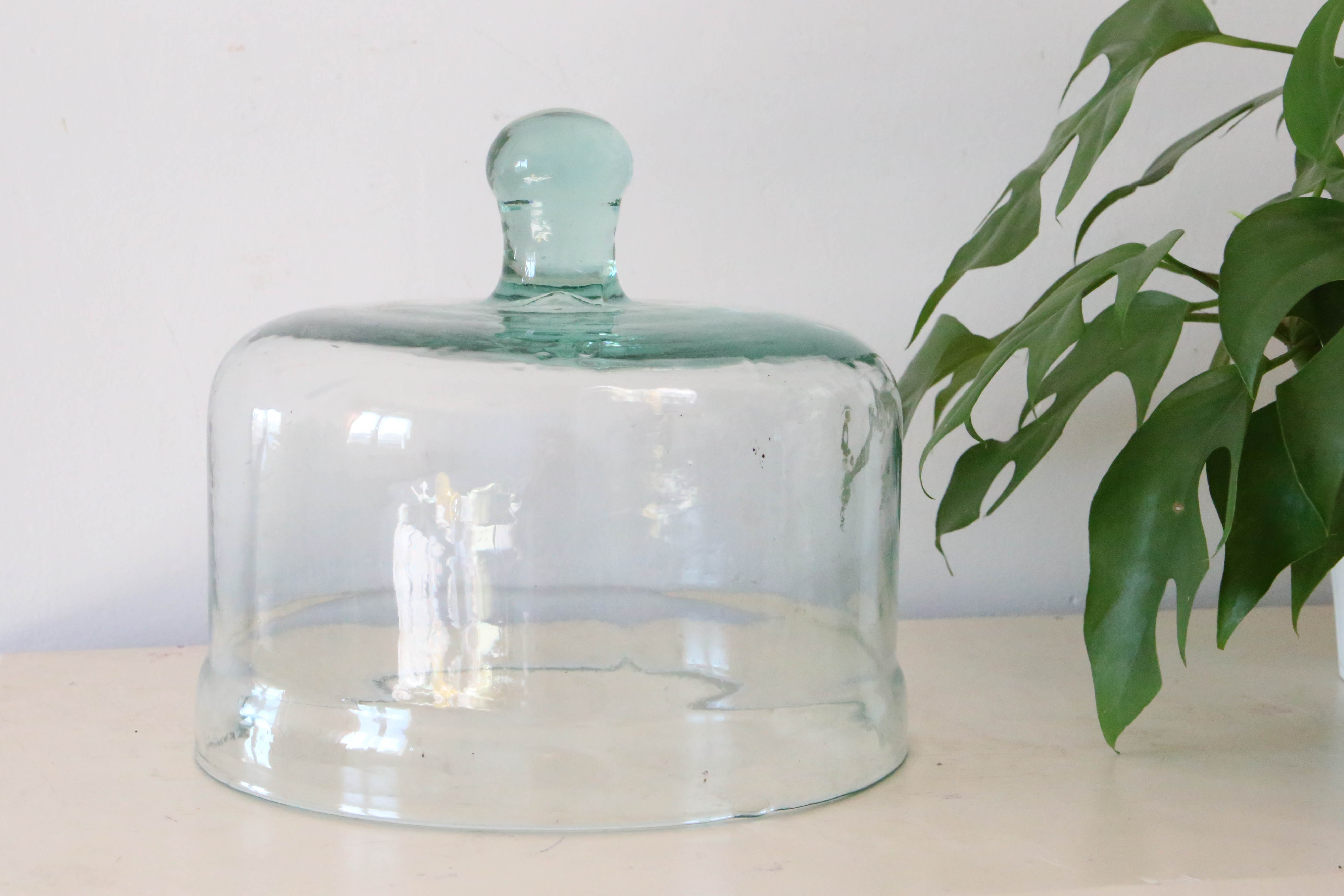 Glass bell from the 50s, vintage