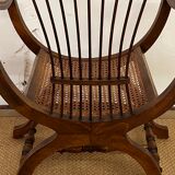 Wooden yuyu armchair