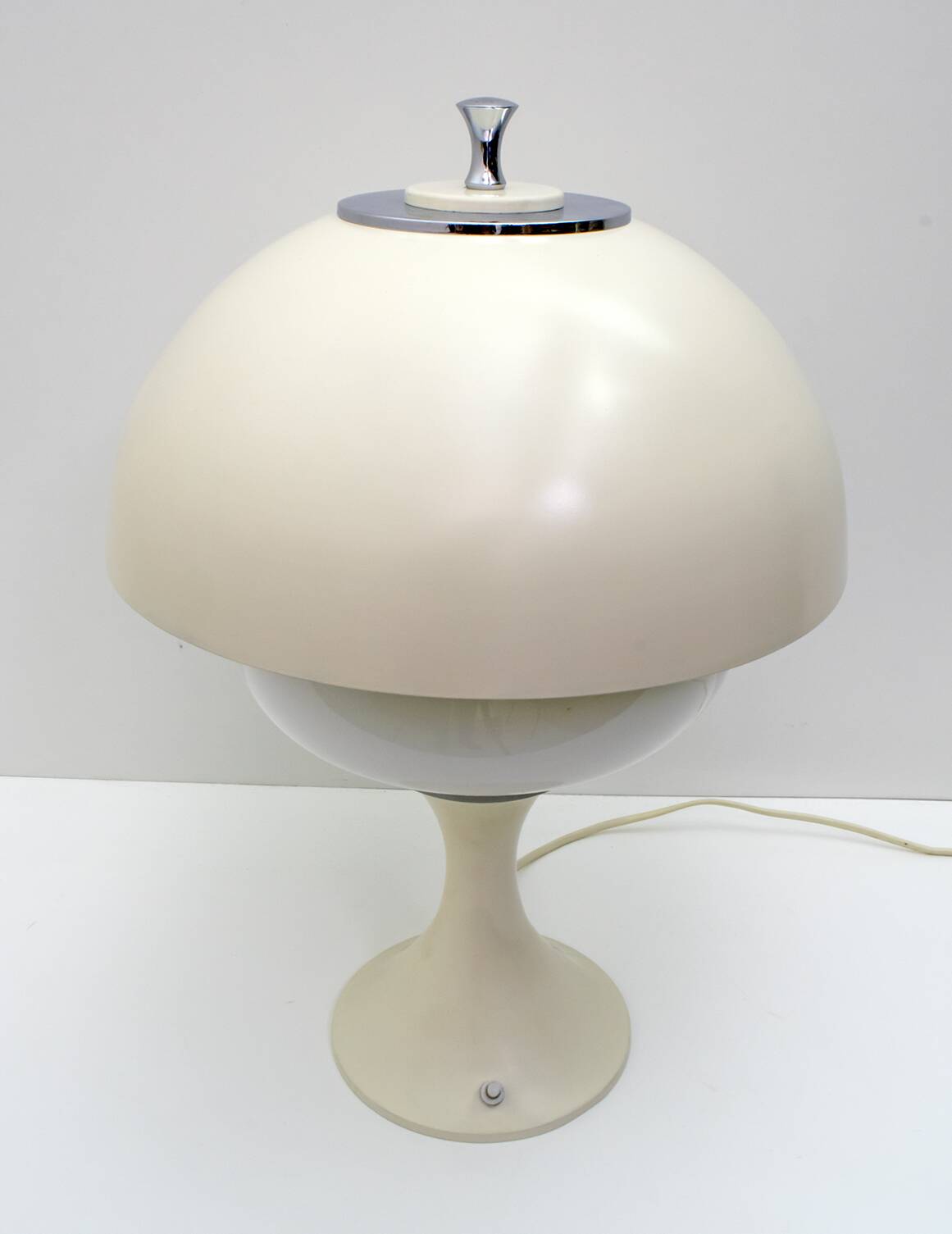 Pair of After Midcentury Italian Lamps, 1960s