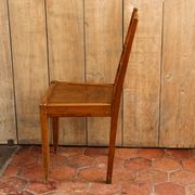 Lot de 4 chaises période Reconstruction bois massif