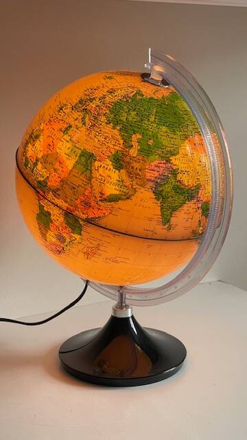 Illuminated terrestrial globe made in italy