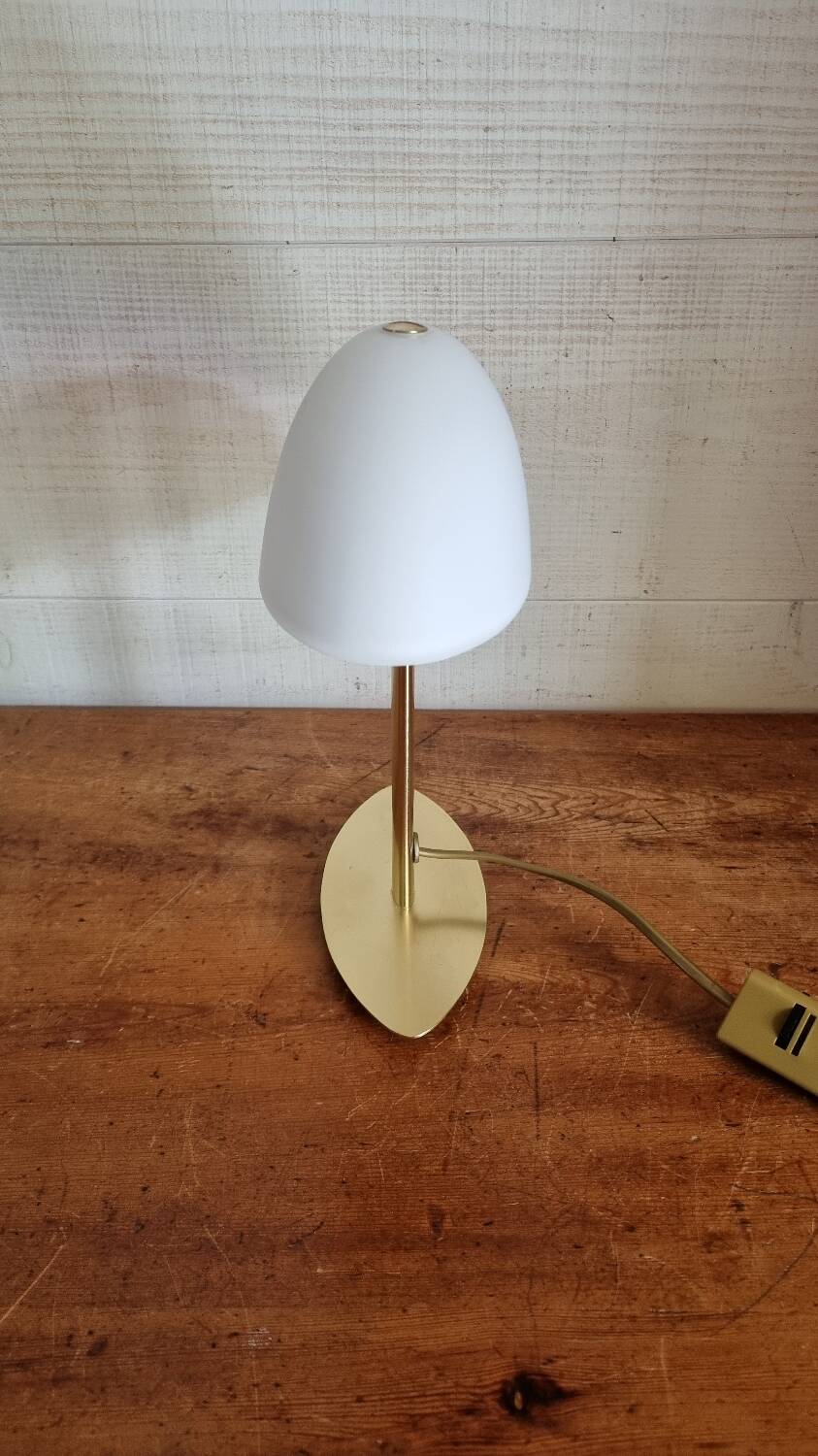 Vintage Italian table lamp, frosted glass