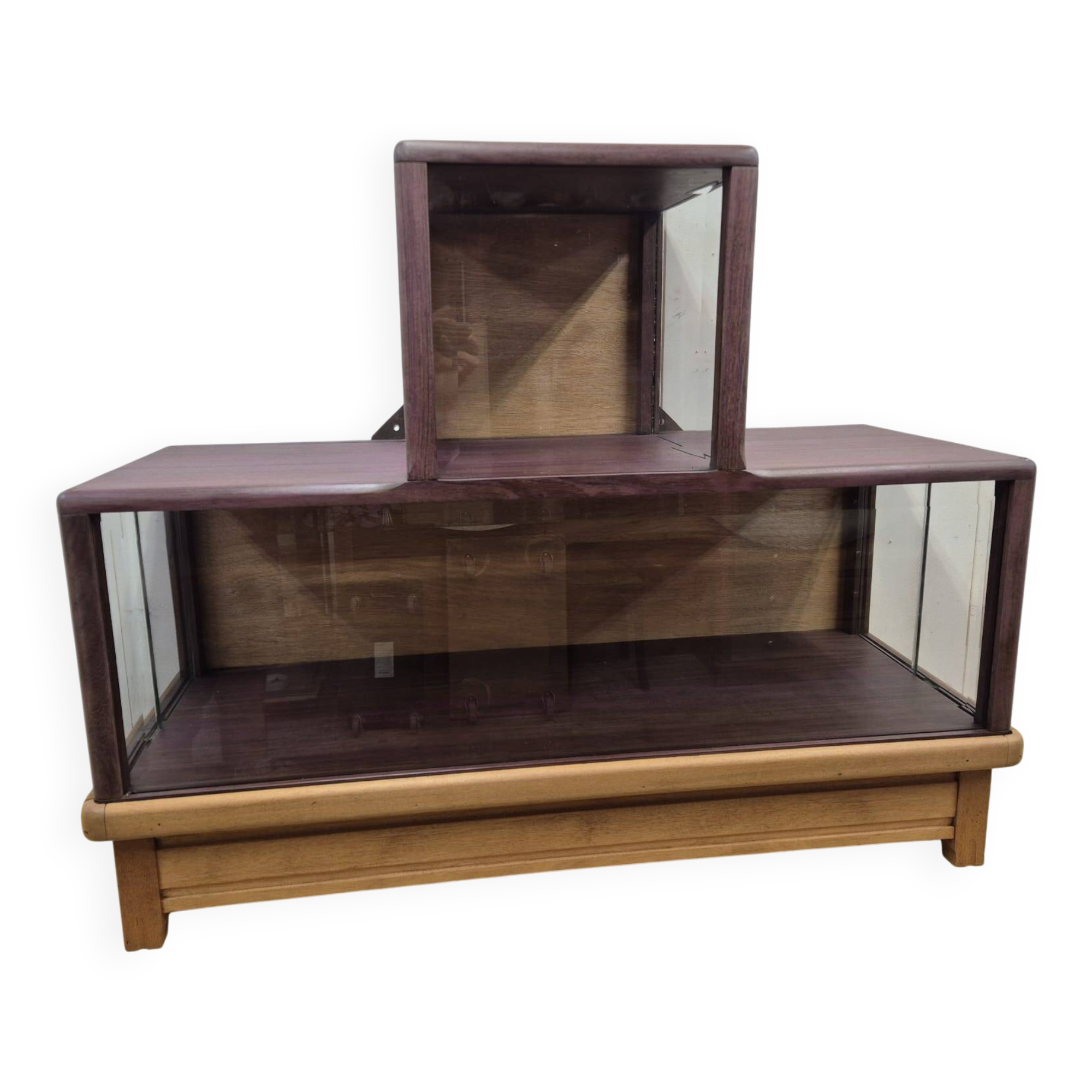 Antique amaranth display cabinet from the 1930s.