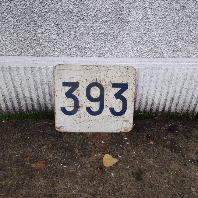 Enamelled plaque of the SNCF