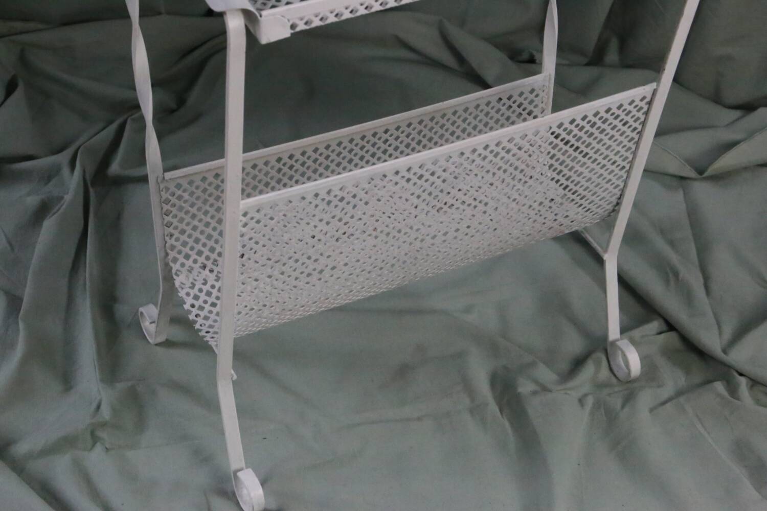 Mategot style magazine rack