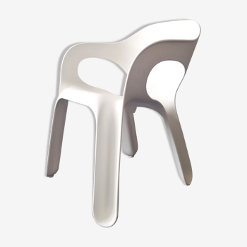 White 'Easy Chair' by Jerszy Seymour for Magis, Italy 2004, 3 available