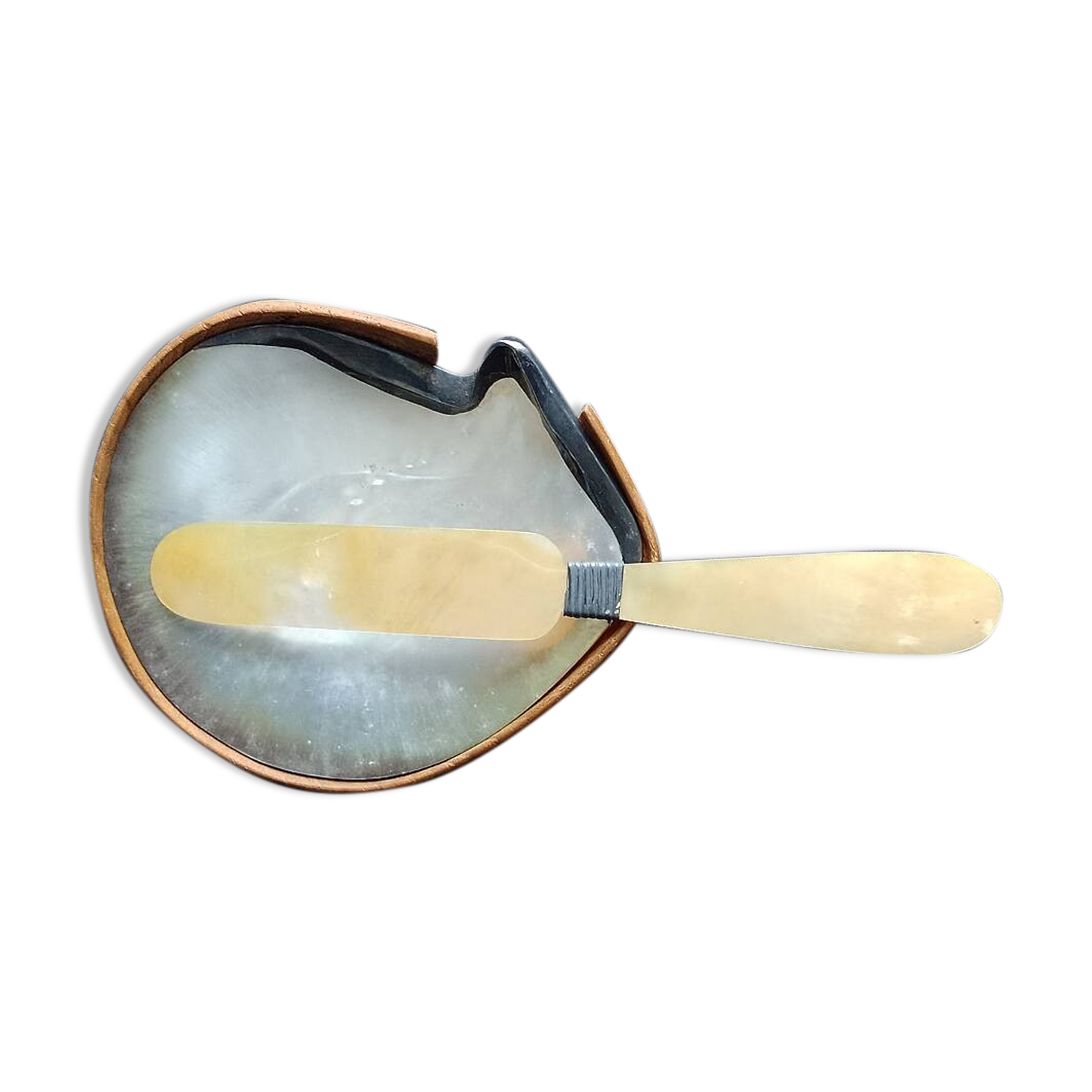 Caviar Dish Genuine Mother of Pearl Shell Knife & Teak Wood
