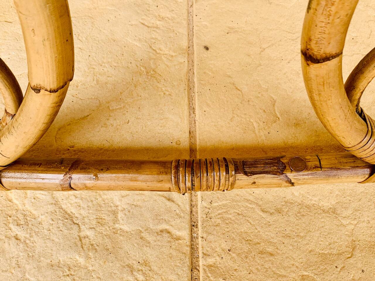 Table basse vintage en bambou et rotin dans le goût de Tito Agnoli, circa 1960