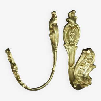 Pair of Rocaille / Rococo / Baroque style tiebacks from the 19th century - bronze