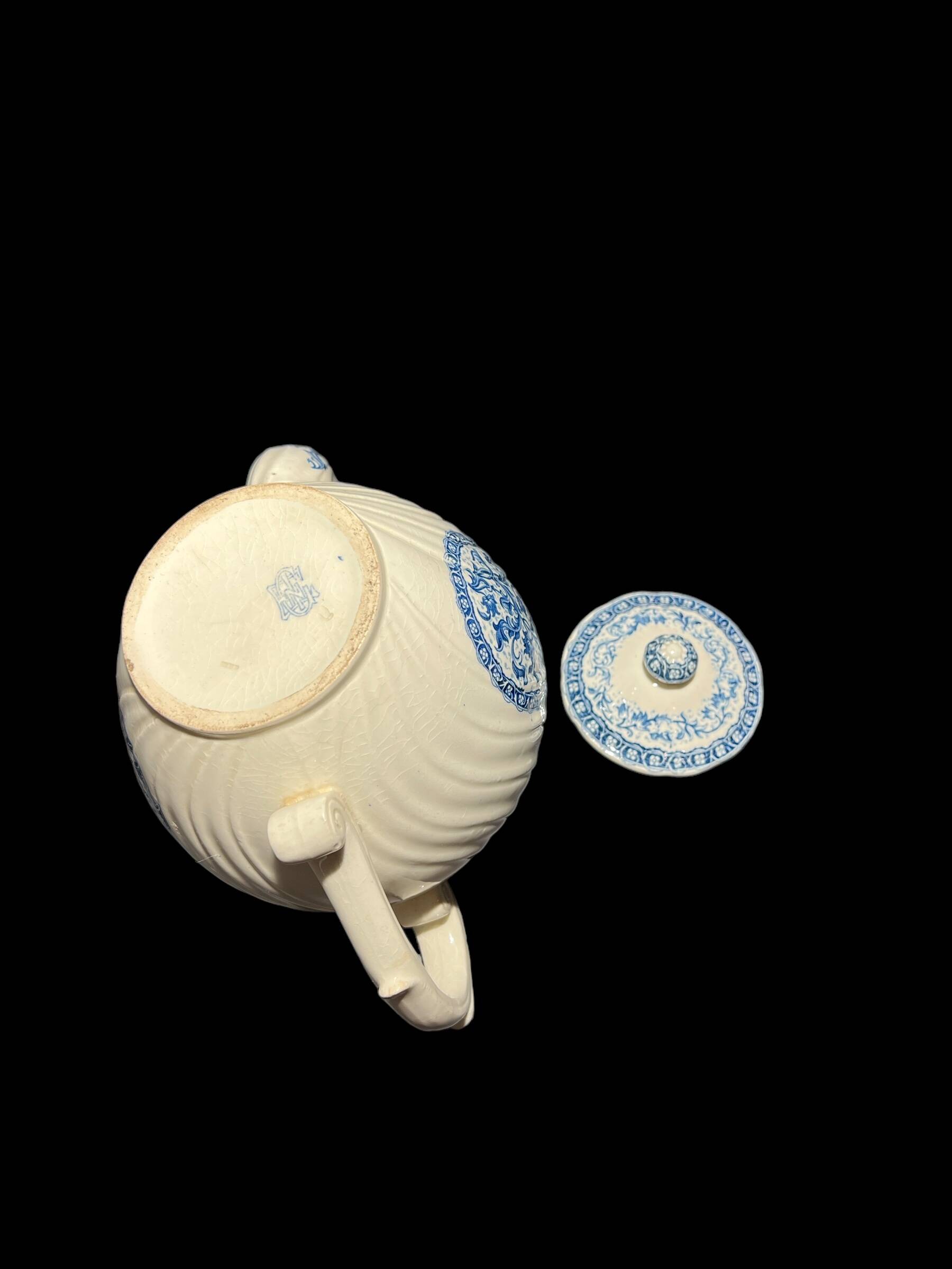 Gien porcelain teapot