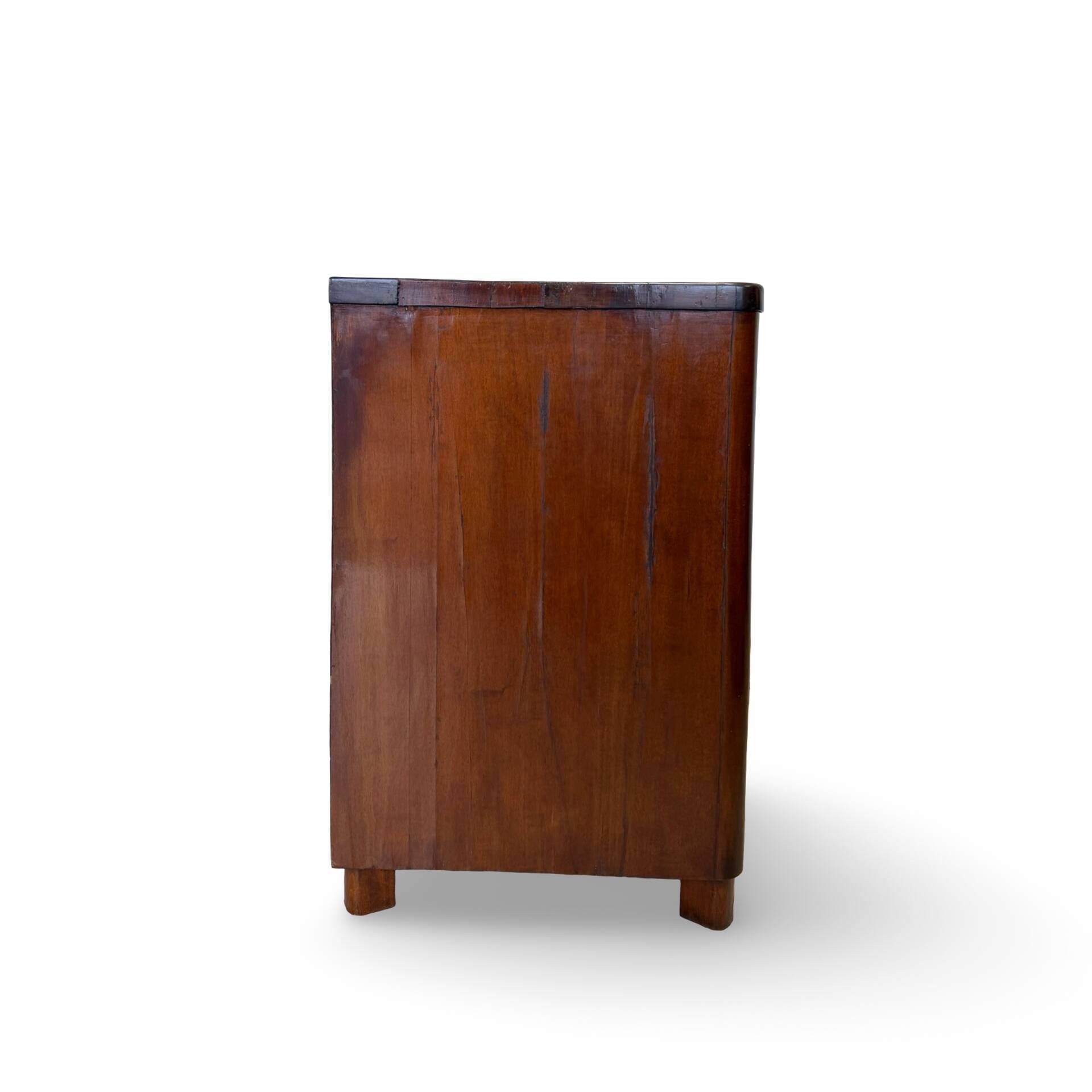 Italian art deco burl walnut chest of drawers, 1850s.