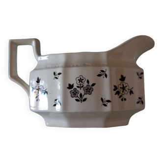 Antoinette wedgwood milk jug