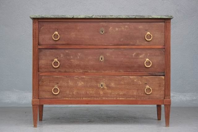 Louis XVI style mahogany Dresser