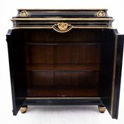 Commode de style Napoléon III, France, vers 1880.