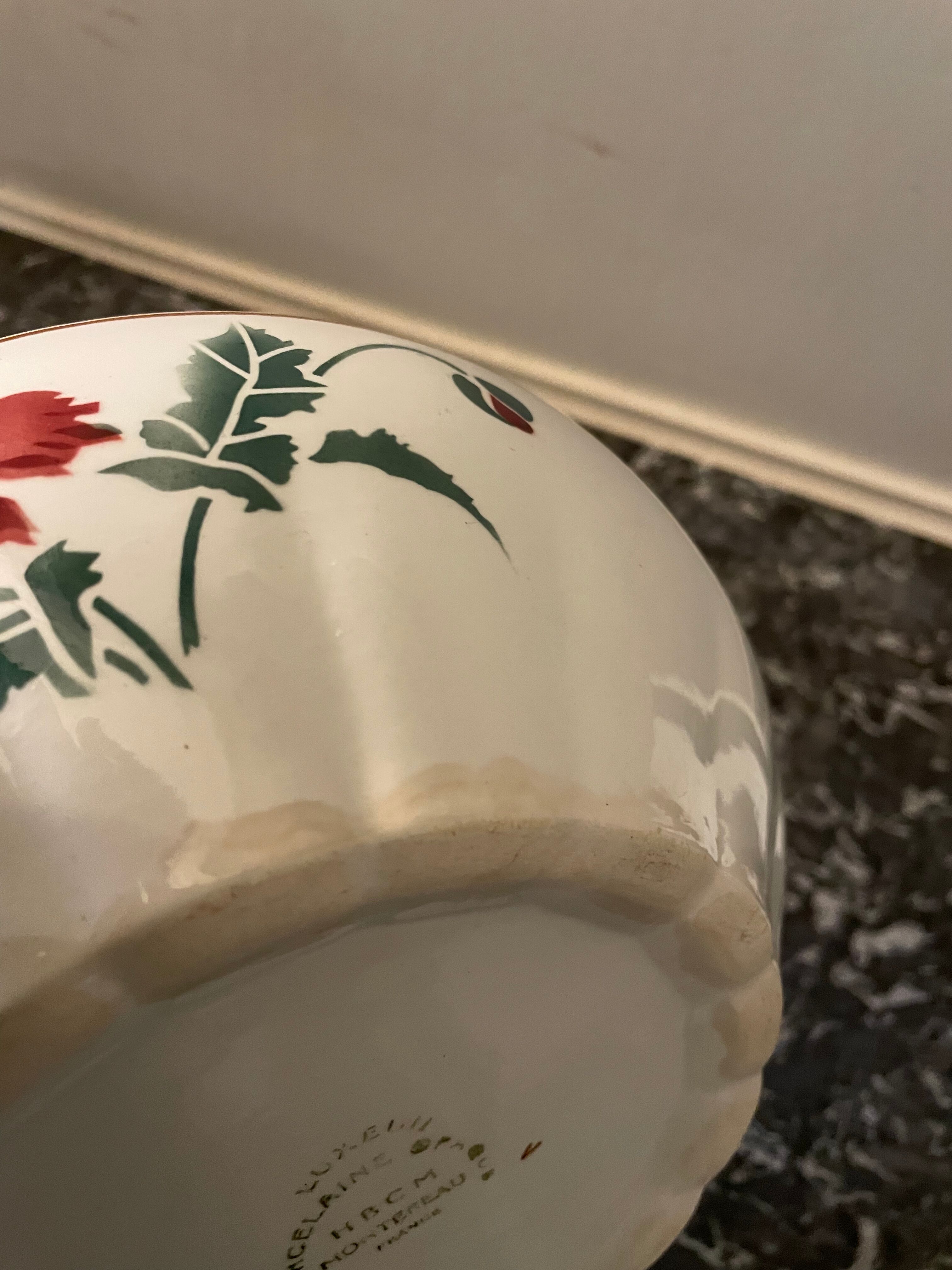 Salad bowl "HBCM, Montereau, France" diam 21 cm