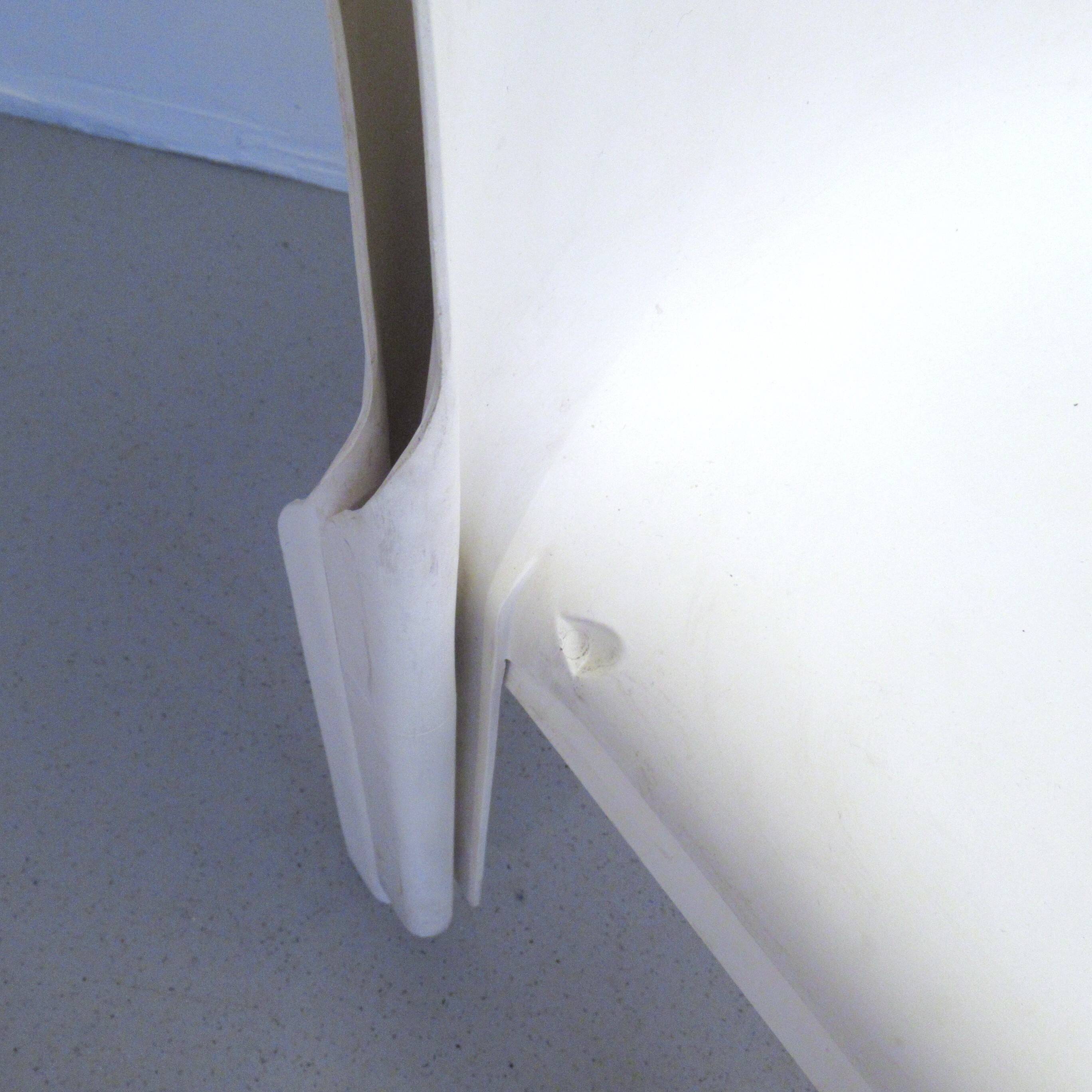 Set of 4 white Selene chairs by Magistretti Artemide