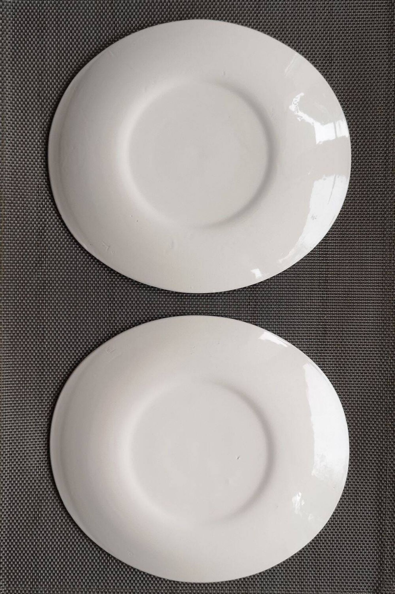 Set of 4 oval enameled ceramic plates - Handcrafted