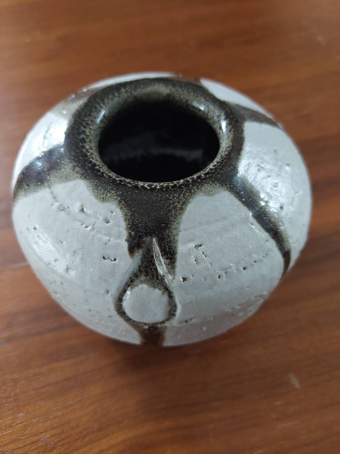 Petit vase en céramique