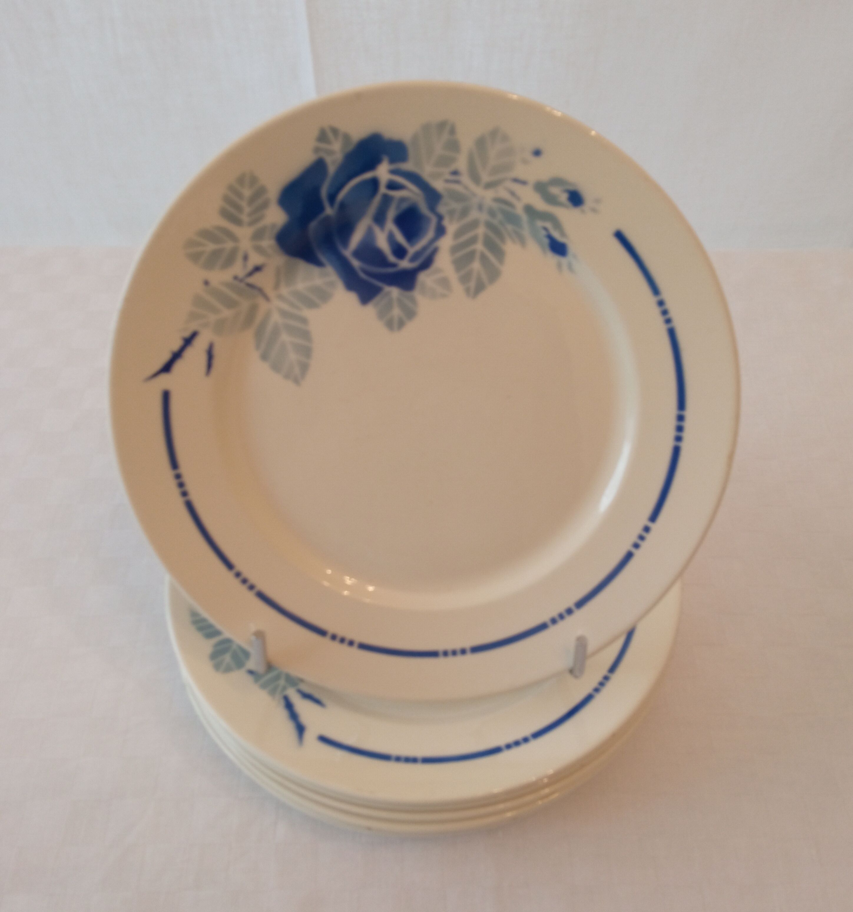 Flat plates in Badonviller earthenware