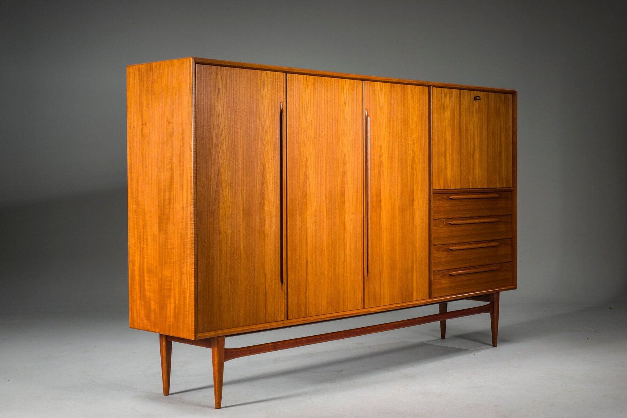 Highboard by Heinrich Riestenpatt for RT 200 Möbel, Germany, 1960s