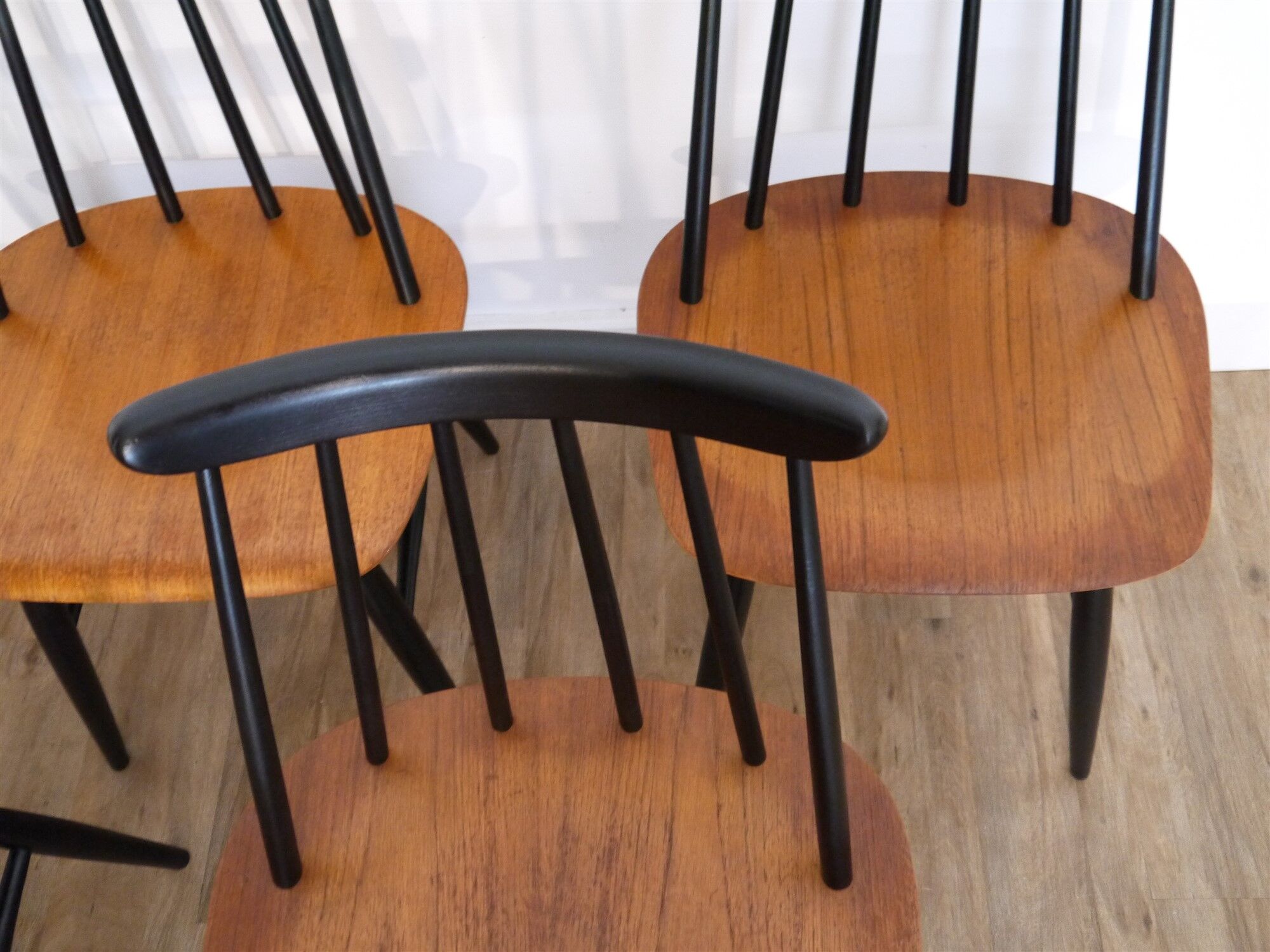 Lot of 6 Fanett chairs by Ilmari Tapiovaara