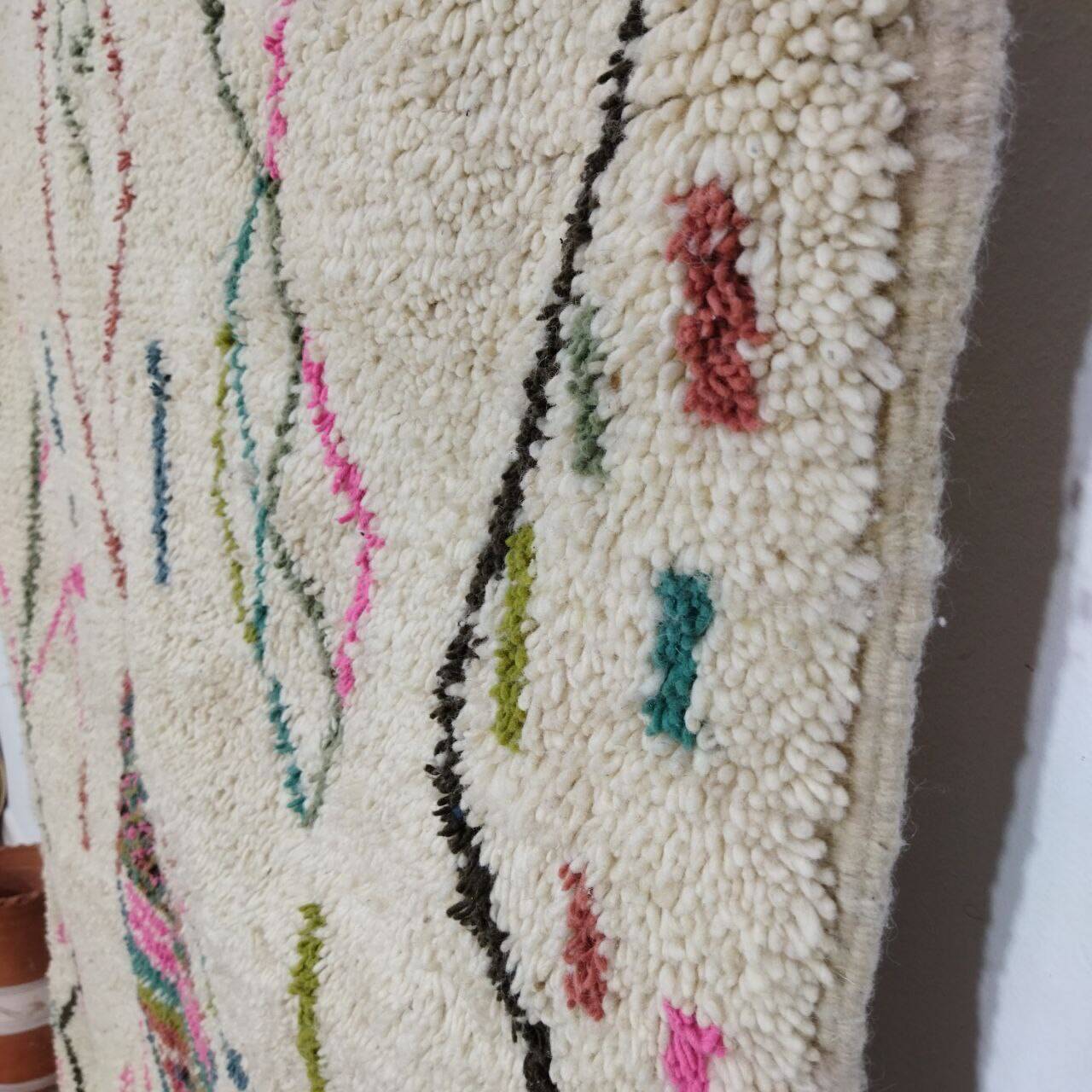 Handmade Moroccan Berber rug 250 x 150 cm