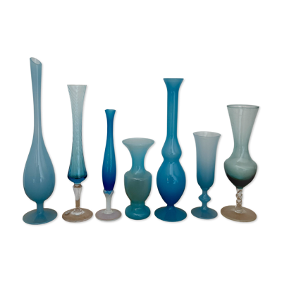 7 vases, soliflores vintage en opaline bleue