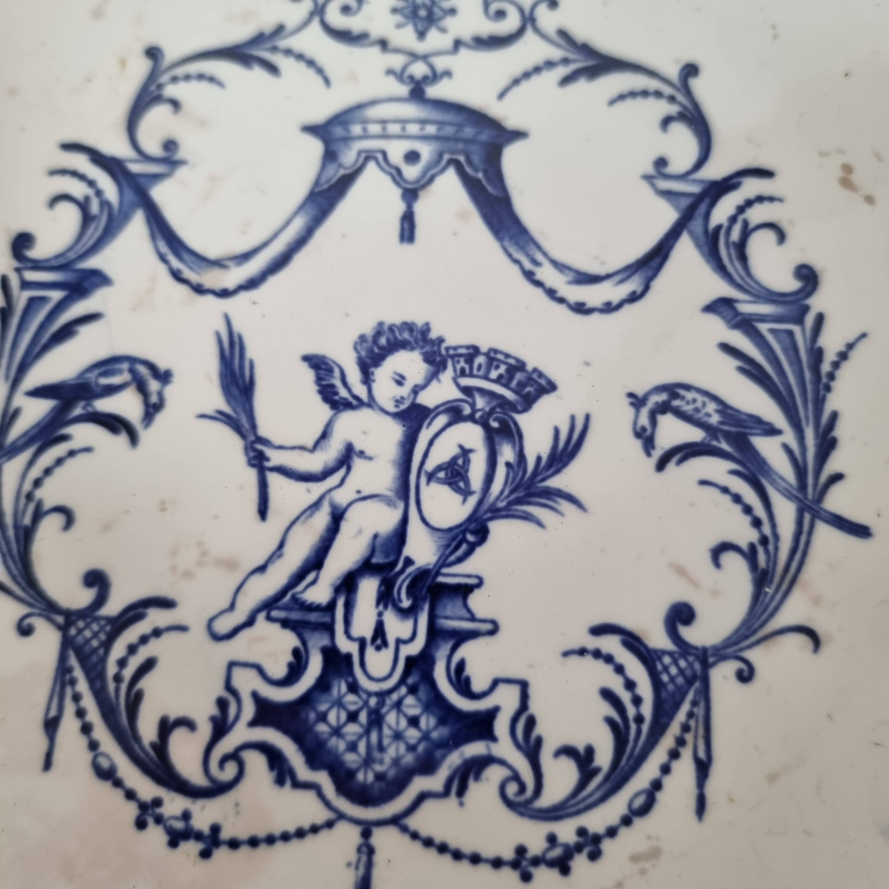 Old moustiers jules vieillard bourdeux compotier dish on base, late 19th century