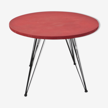 Table basse rouge année 50
