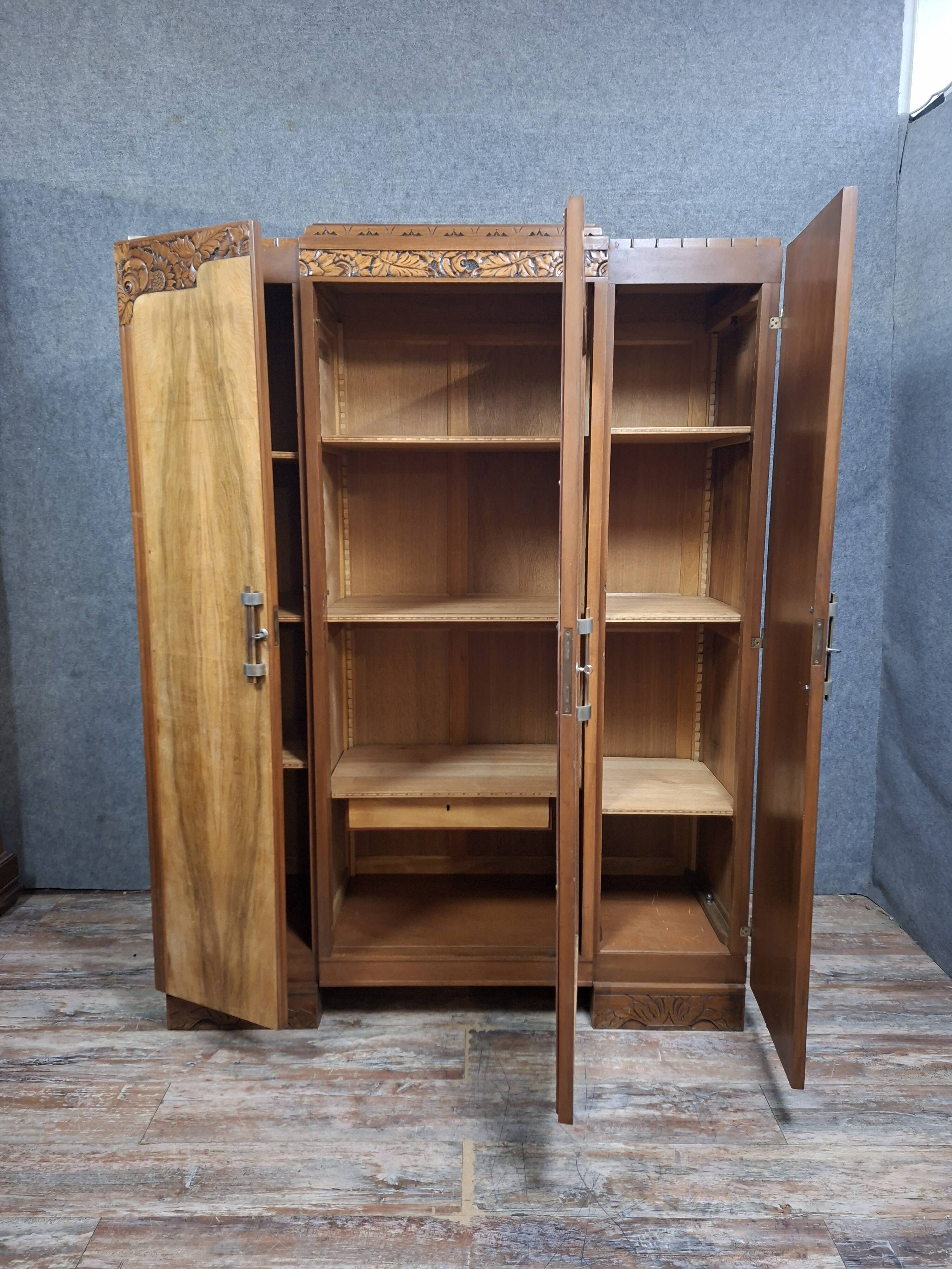 three-door wardrobe in fruitwood veneer, Art Deco style