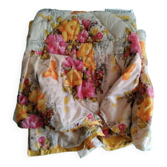 Floral bed covers