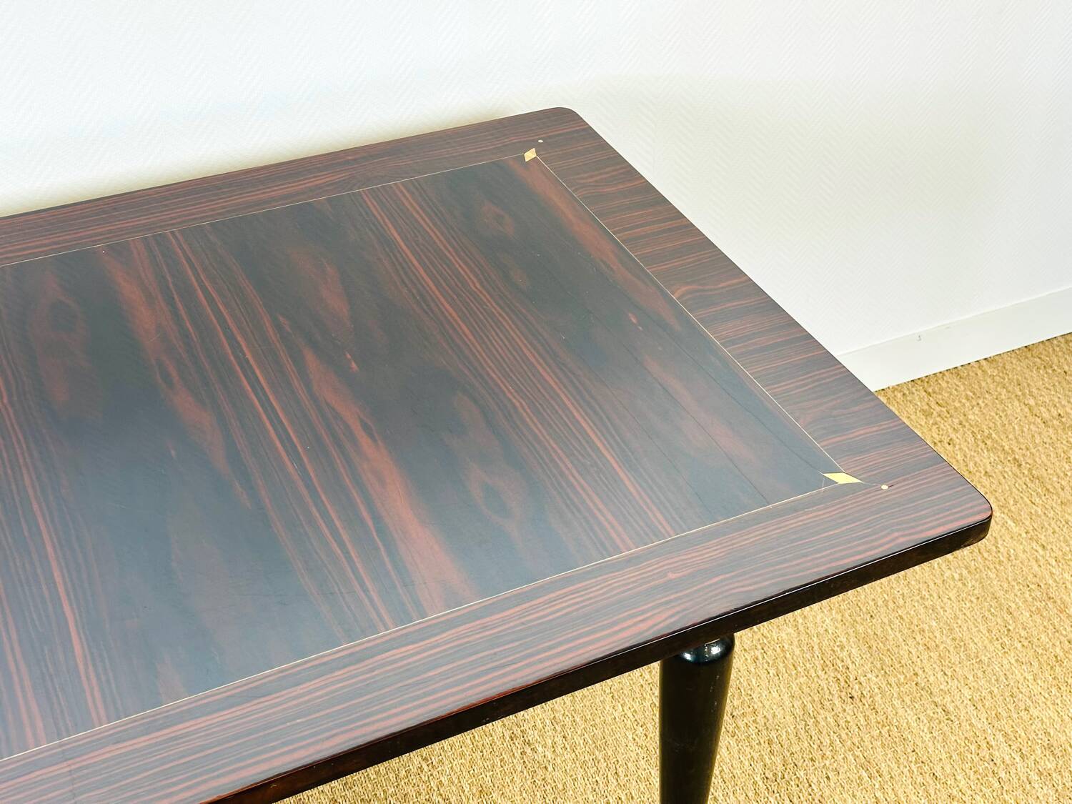 Table à manger Art déco en ébène de macassar, 1940