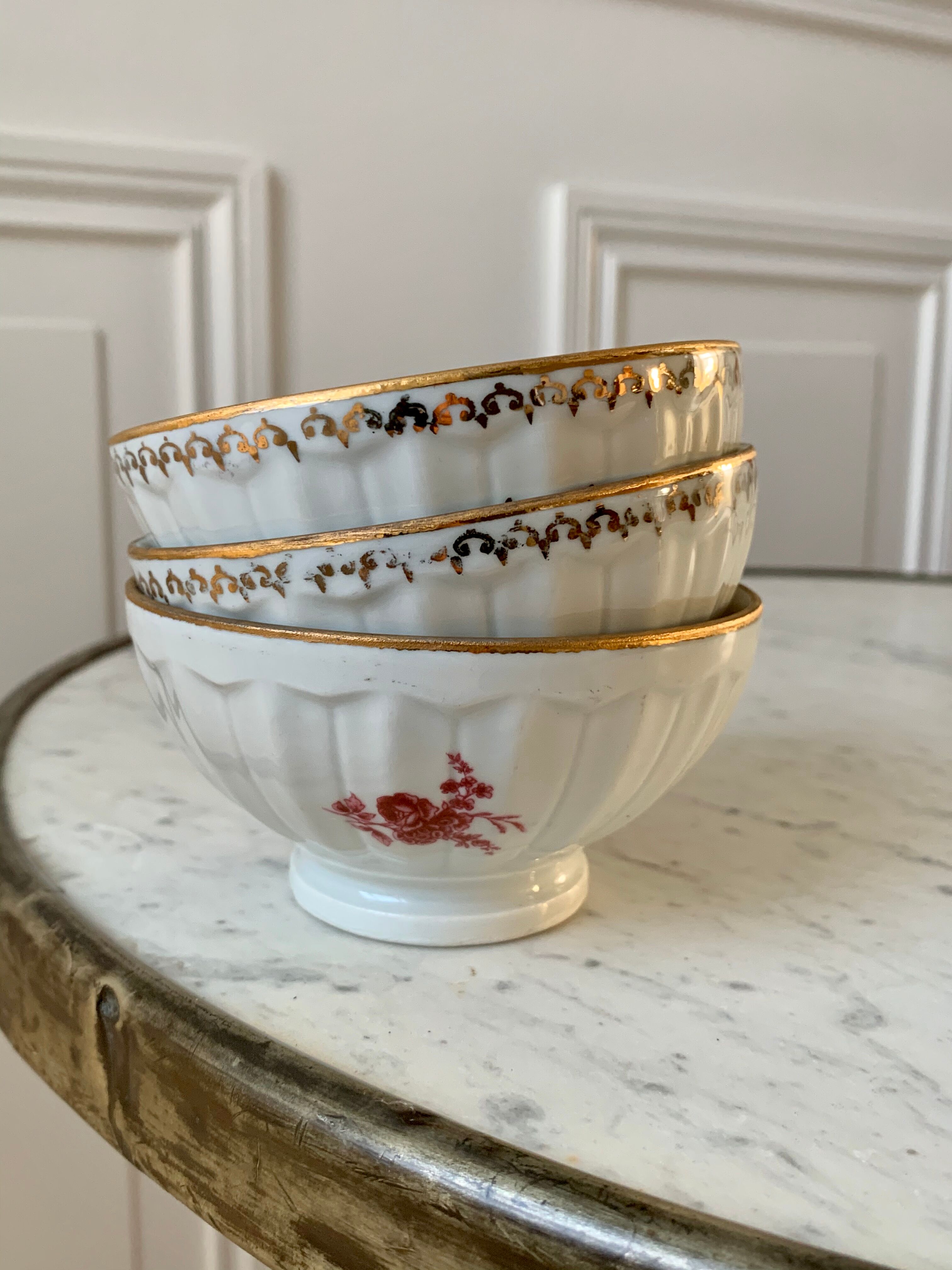 Trio de bols à fleurs en porcelaine années 50