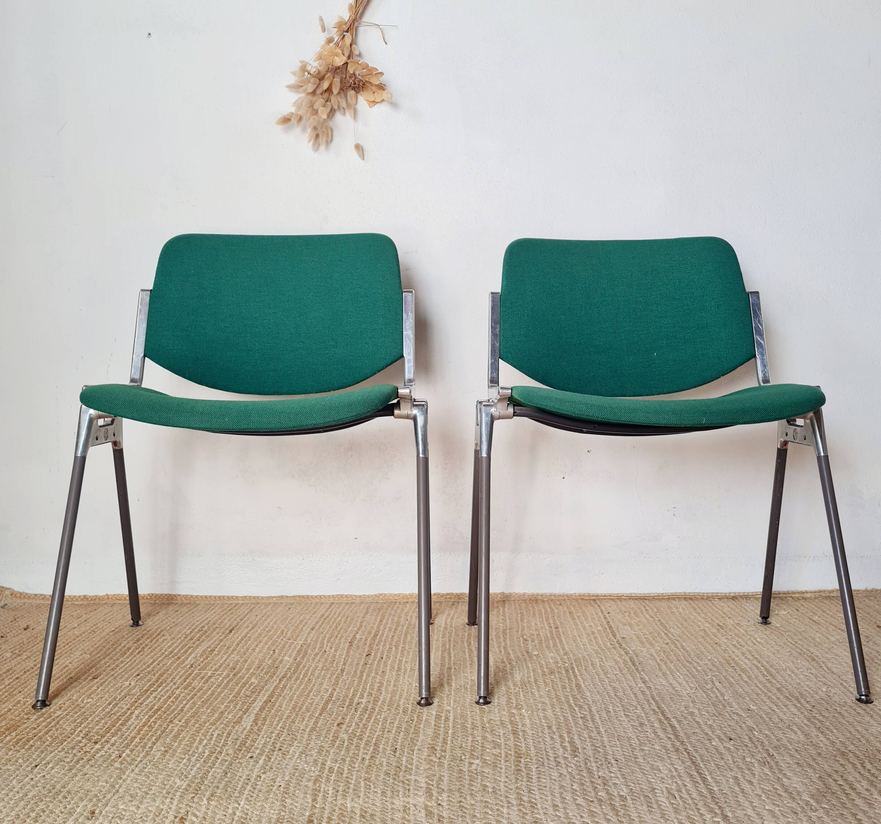 2 chairs by Giancarlo Piretti for Castelli, 1970