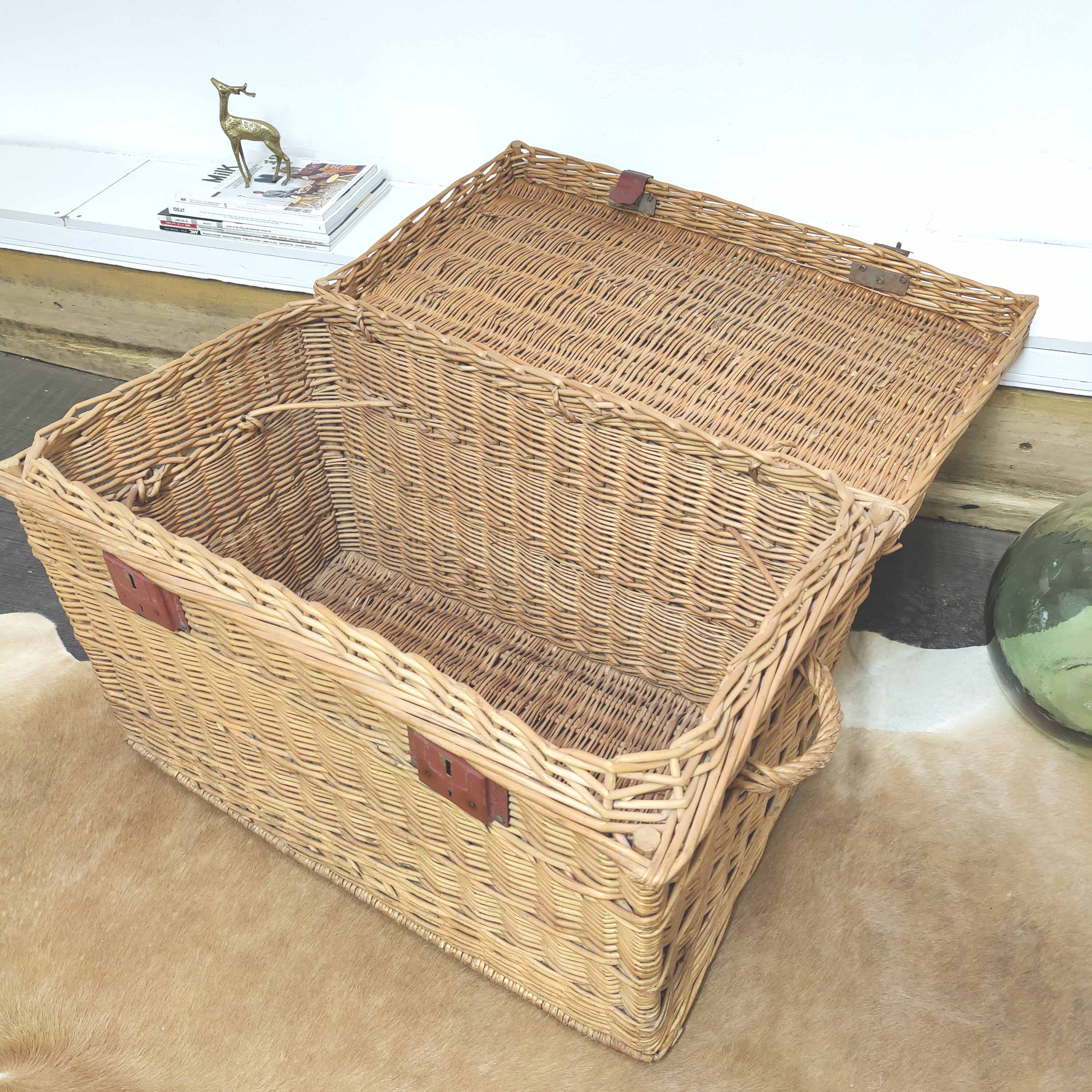Vintage braided wicker trunk