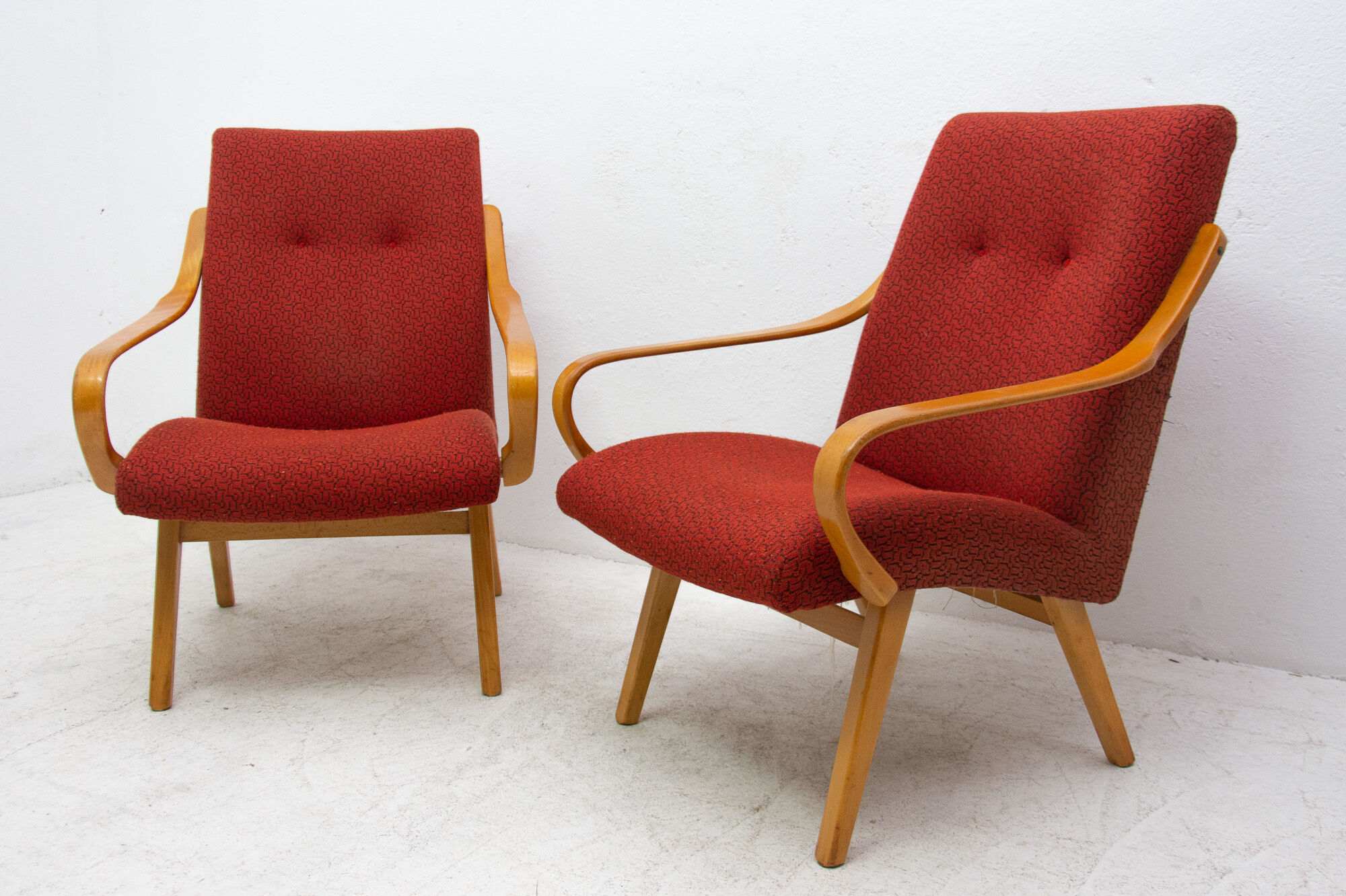 Pair of armchairs by Jaroslav Šmídek, 1960