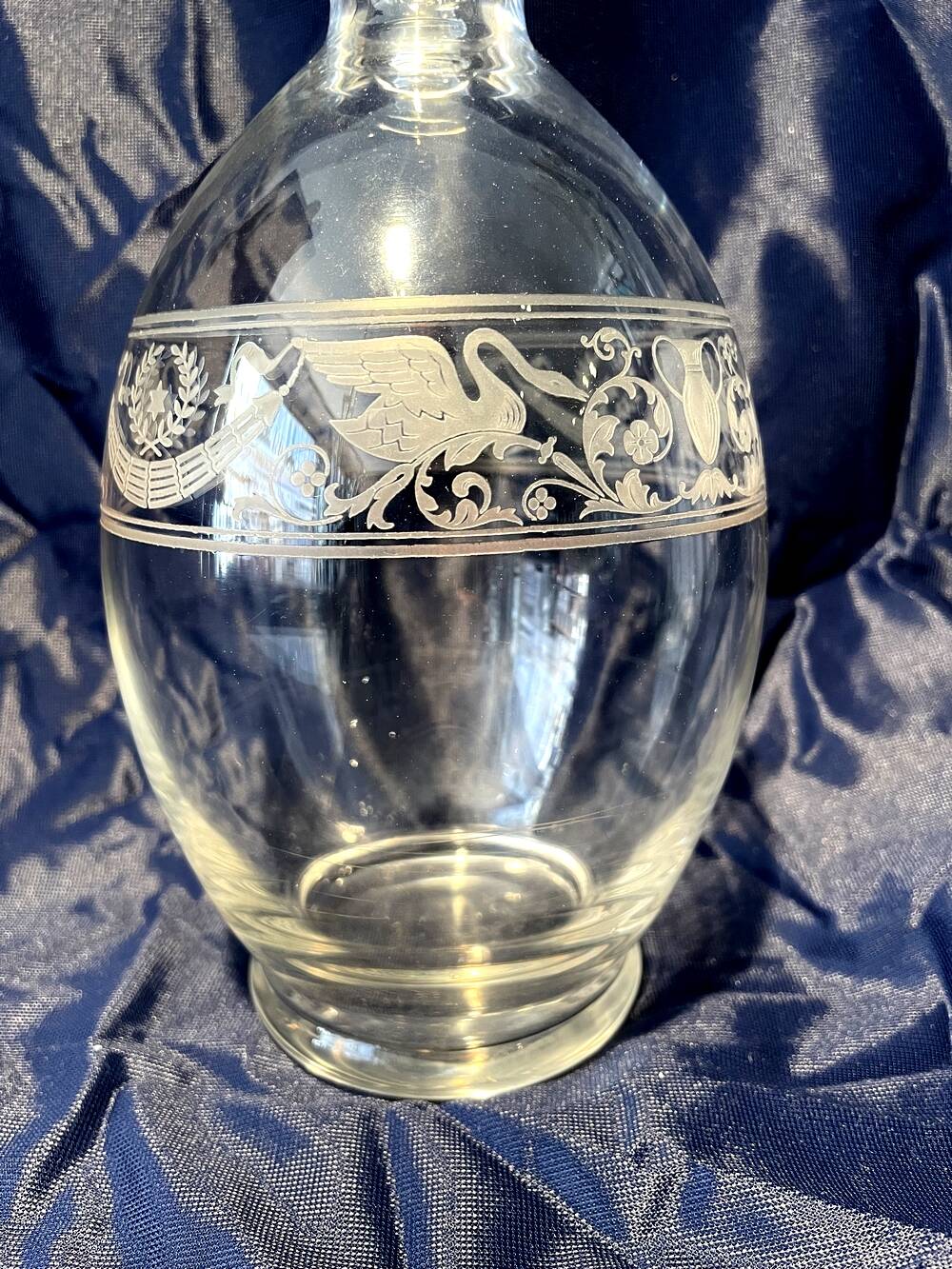 Baccarat liqueur carafe swan model empire table art