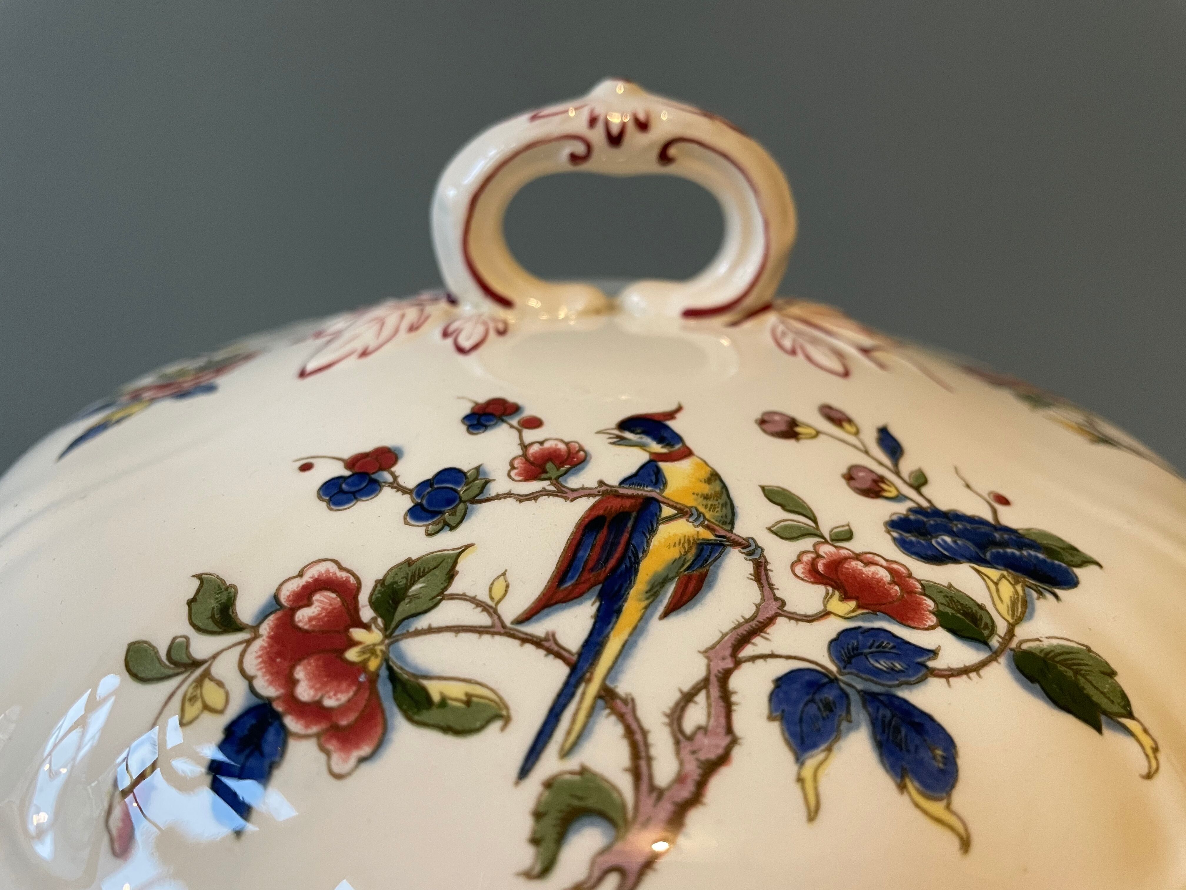 Old soup pot Villeroy and Boch Mettlach, Phoenix model