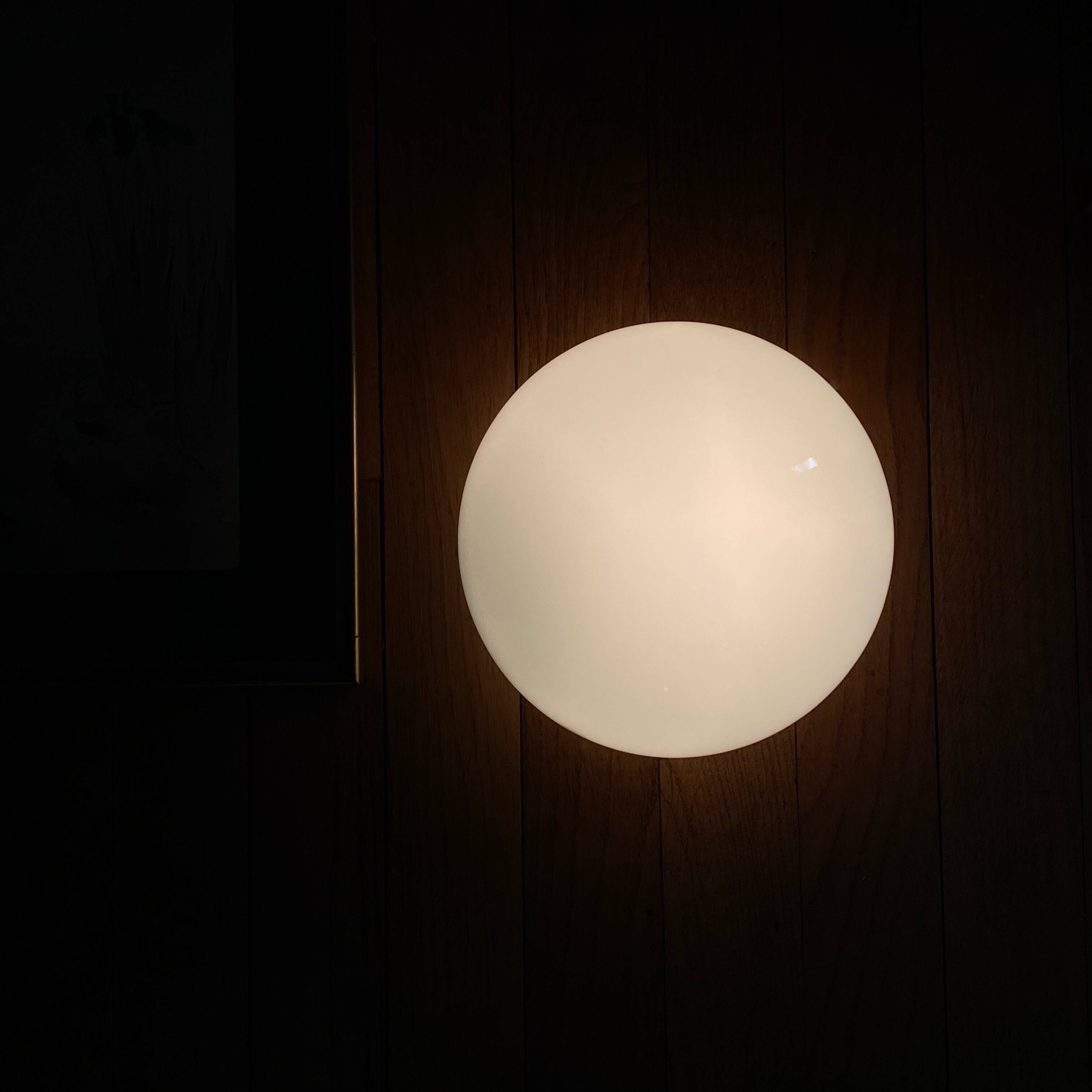 Ceiling light or half-moon wall lamp, half-spherical, 20 cm, opal glass.