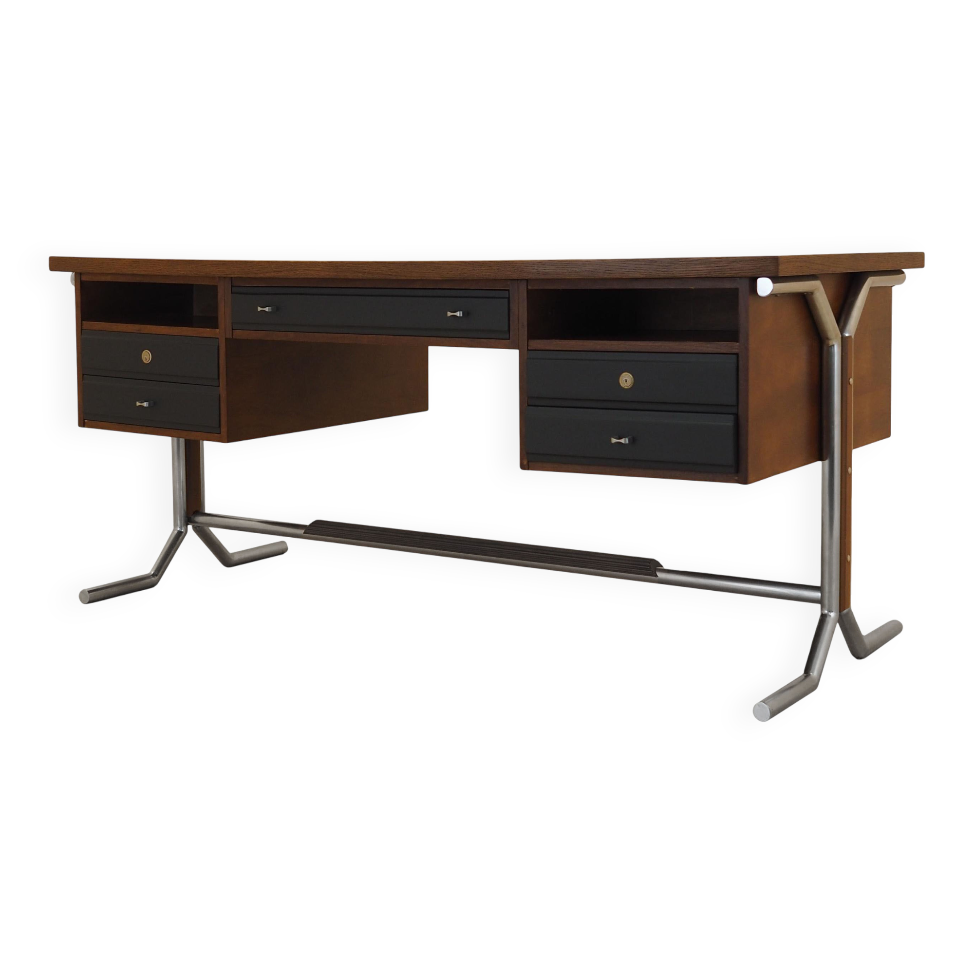 Bureau en noyer, Italie années 1970