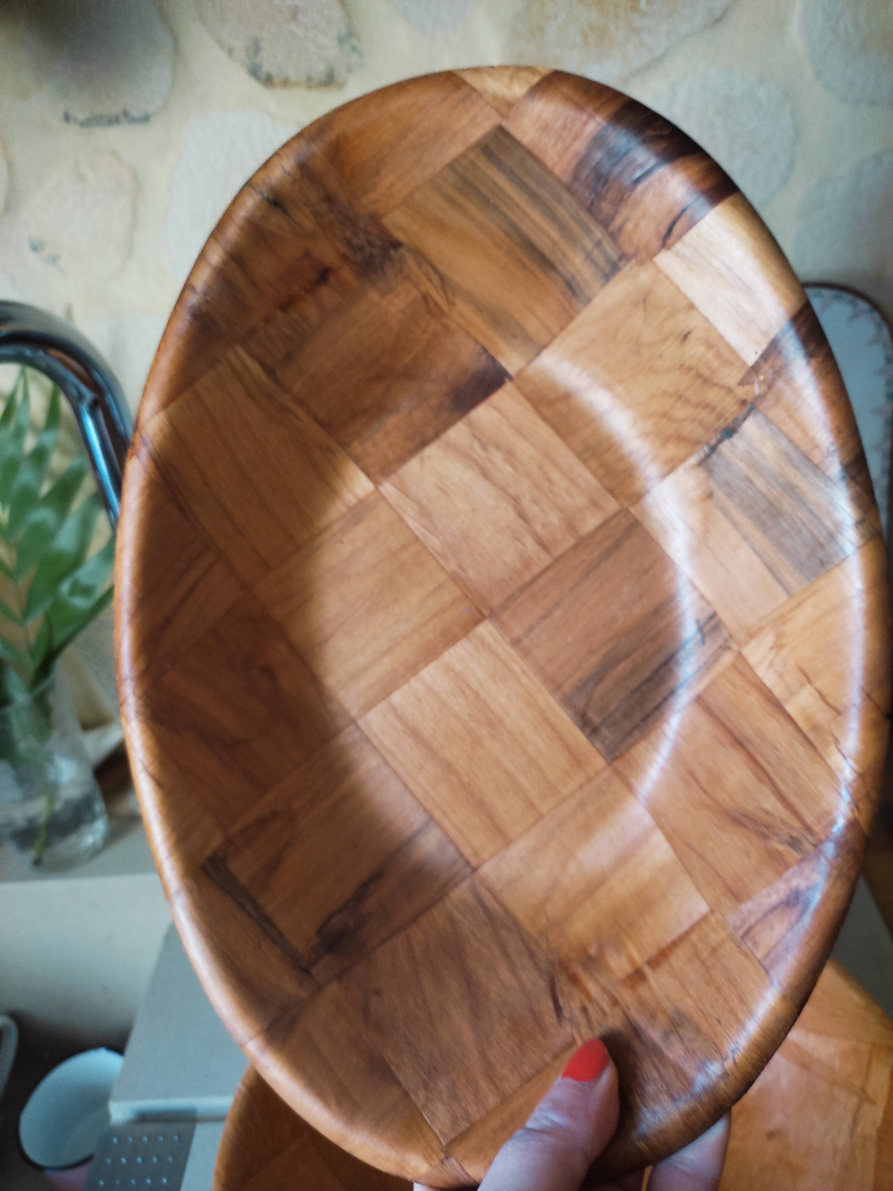 5 dishes in pressed laminated wood