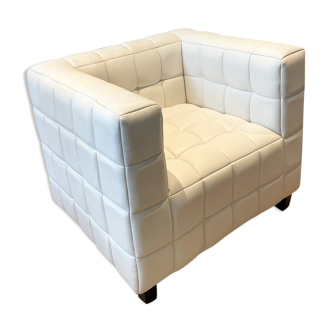 Quilted armchair in imitation leather