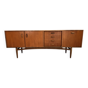 Enfilade par G-plan, - victor