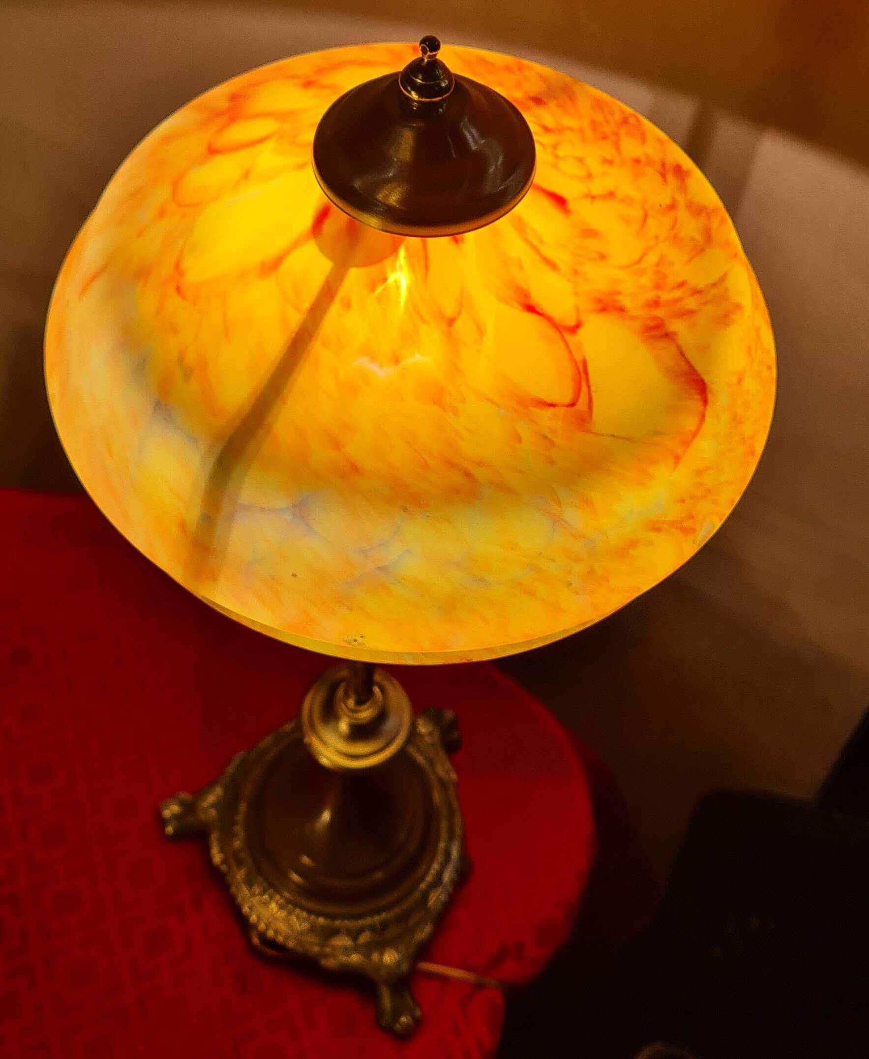 antique bronze lamp with yellow marbled glass paste shade 52x21